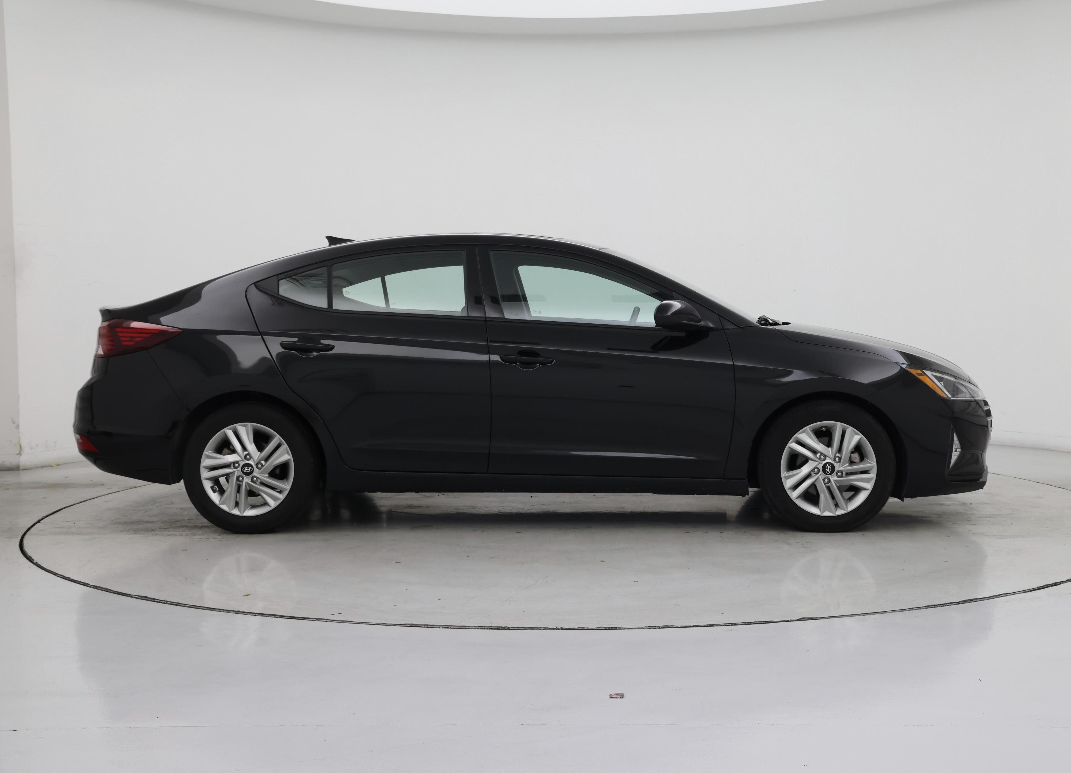 Thumbnail: 2020 Hyundai Elantra - 7