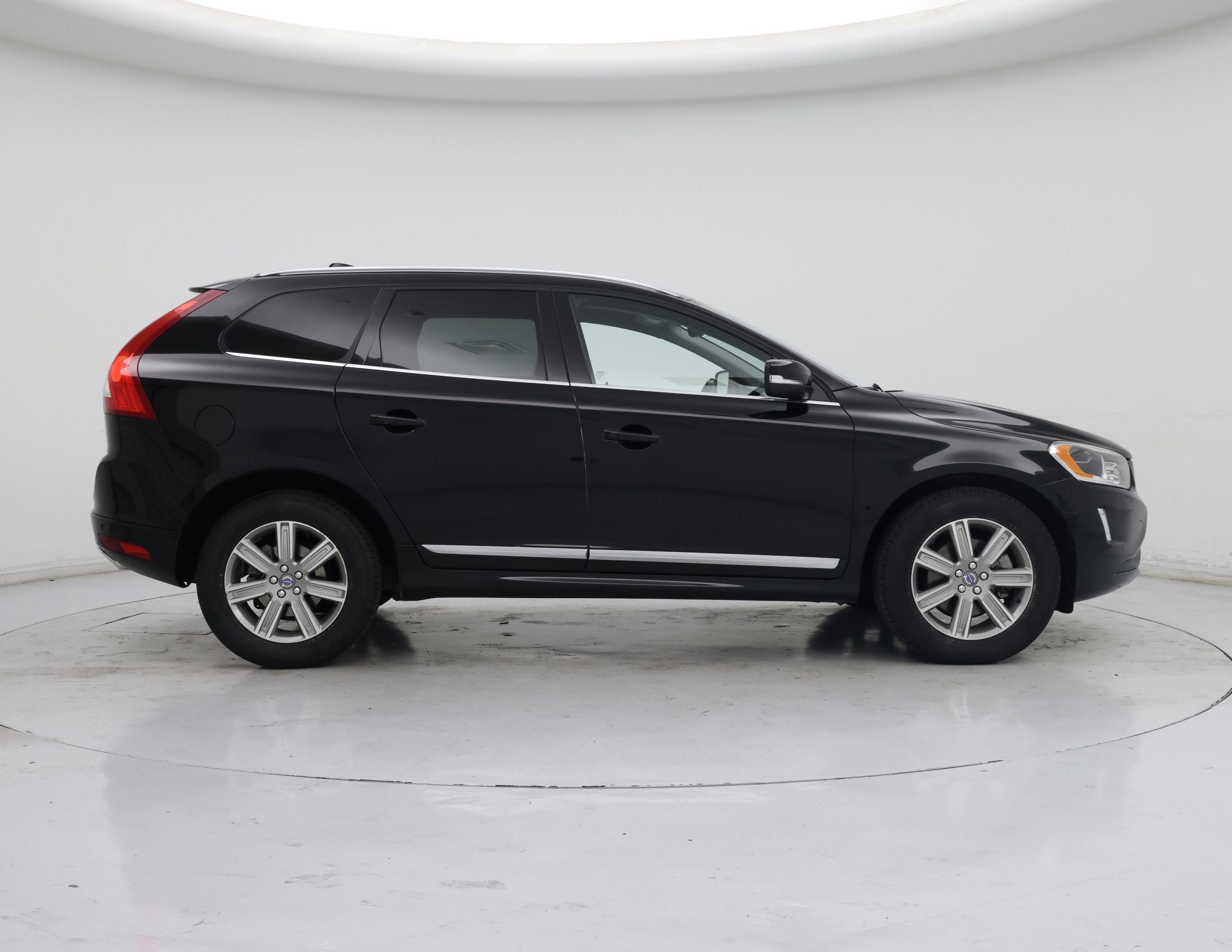 Thumbnail: 2017 Volvo XC60 - 7