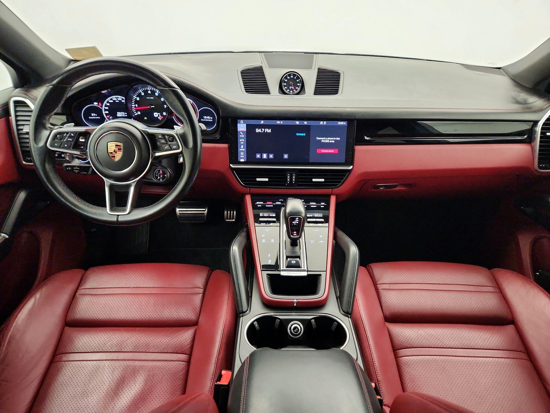 Thumbnail: 2020 Porsche Cayenne - 9