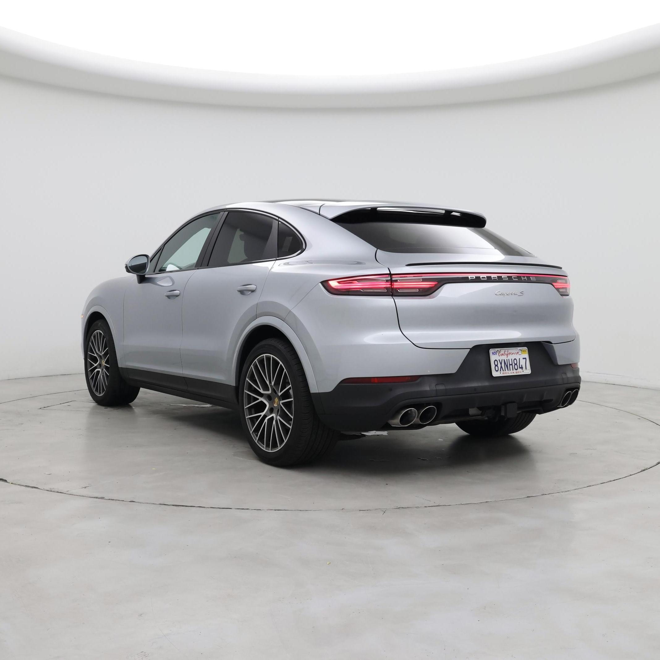 Thumbnail: 2020 Porsche Cayenne - 2