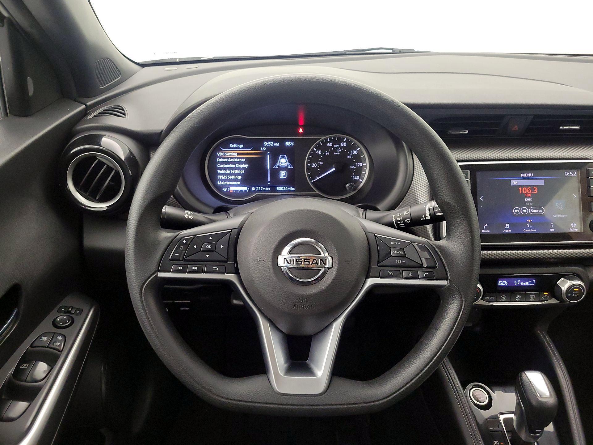 Thumbnail: 2020 Nissan Kicks - 10