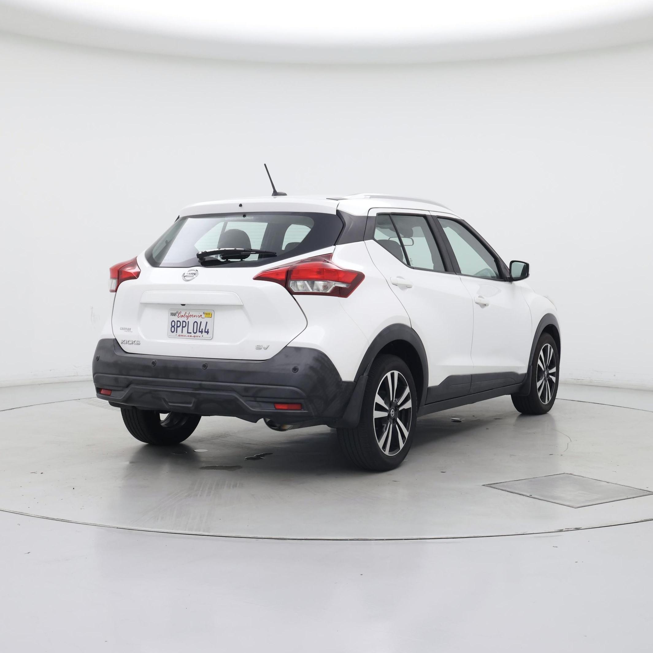 Thumbnail: 2020 Nissan Kicks - 8