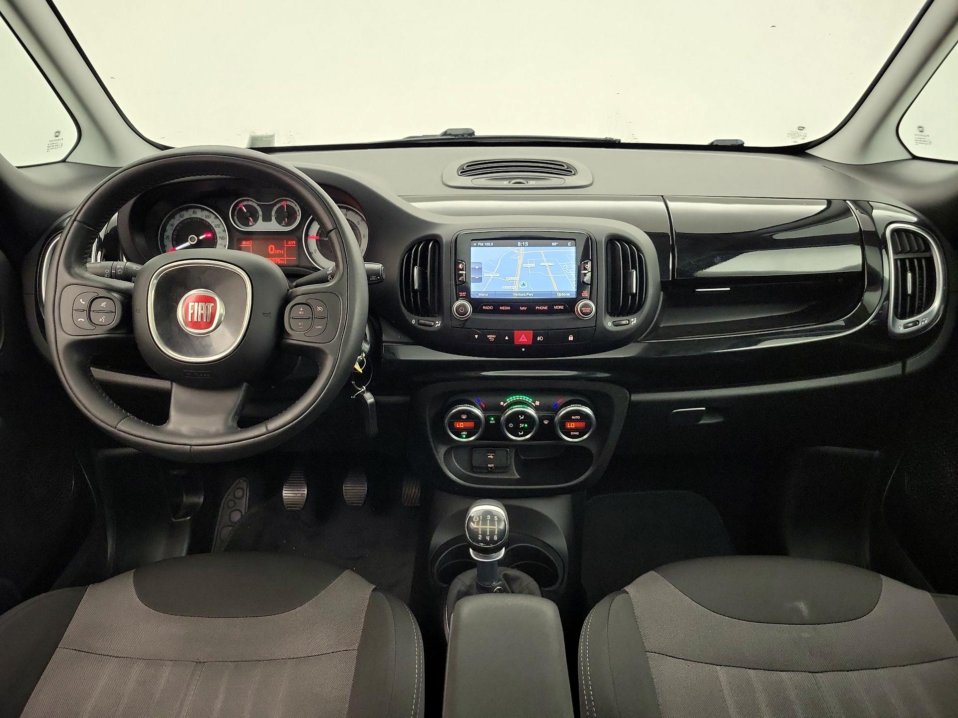 Thumbnail: 2015 Fiat 500L - 9