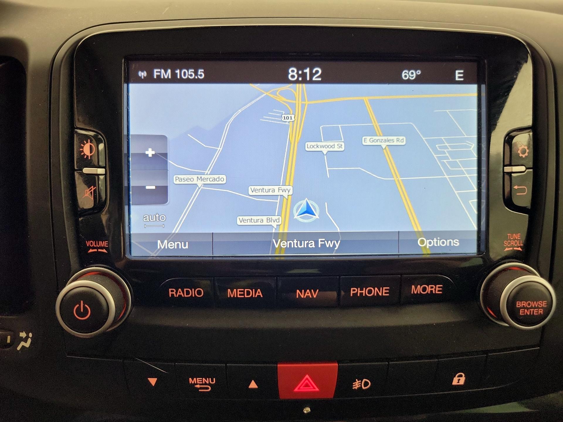 Thumbnail: 2015 Fiat 500L - 13
