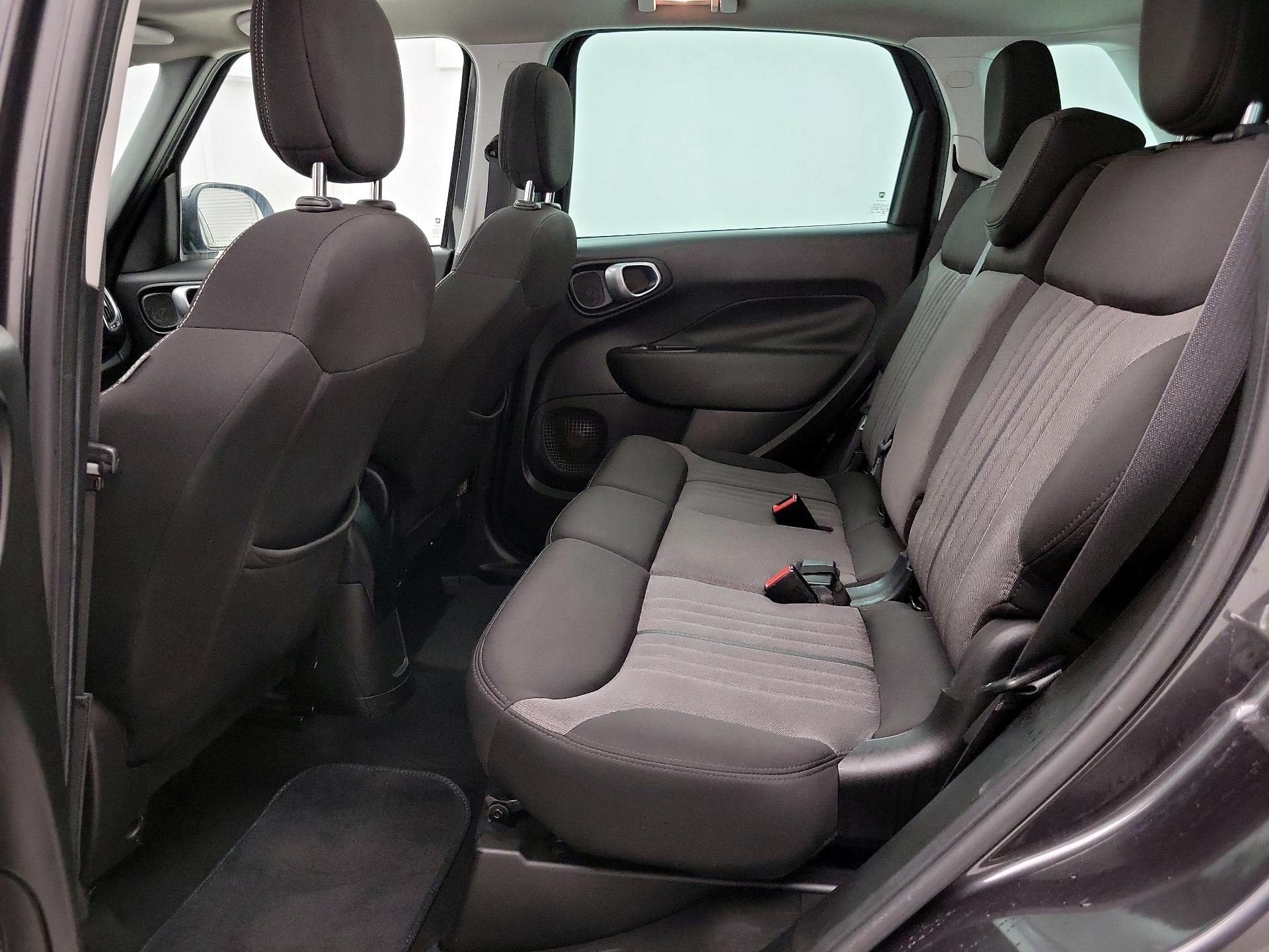 Thumbnail: 2015 Fiat 500L - 20