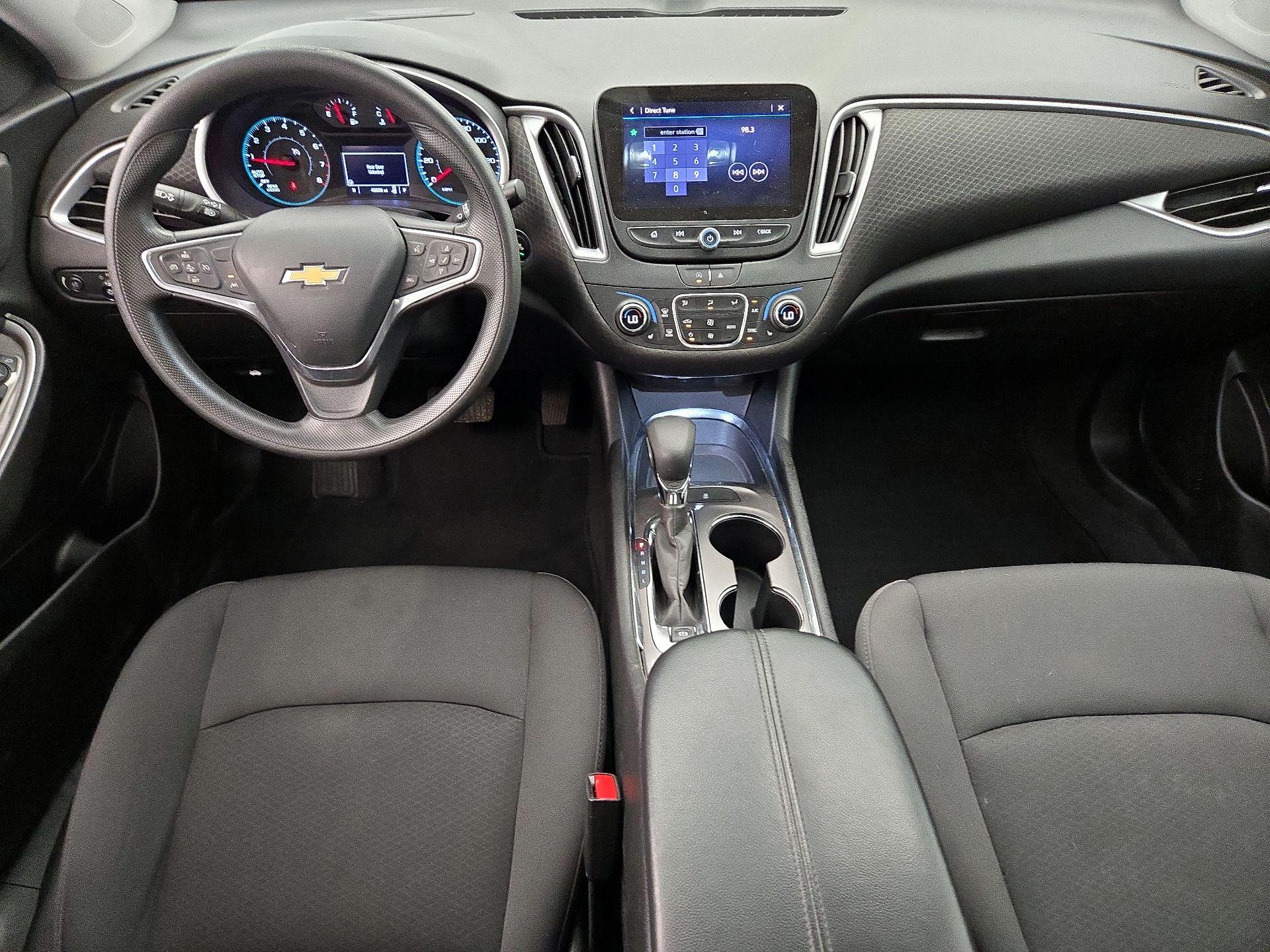 Thumbnail: 2023 Chevrolet Malibu - 9