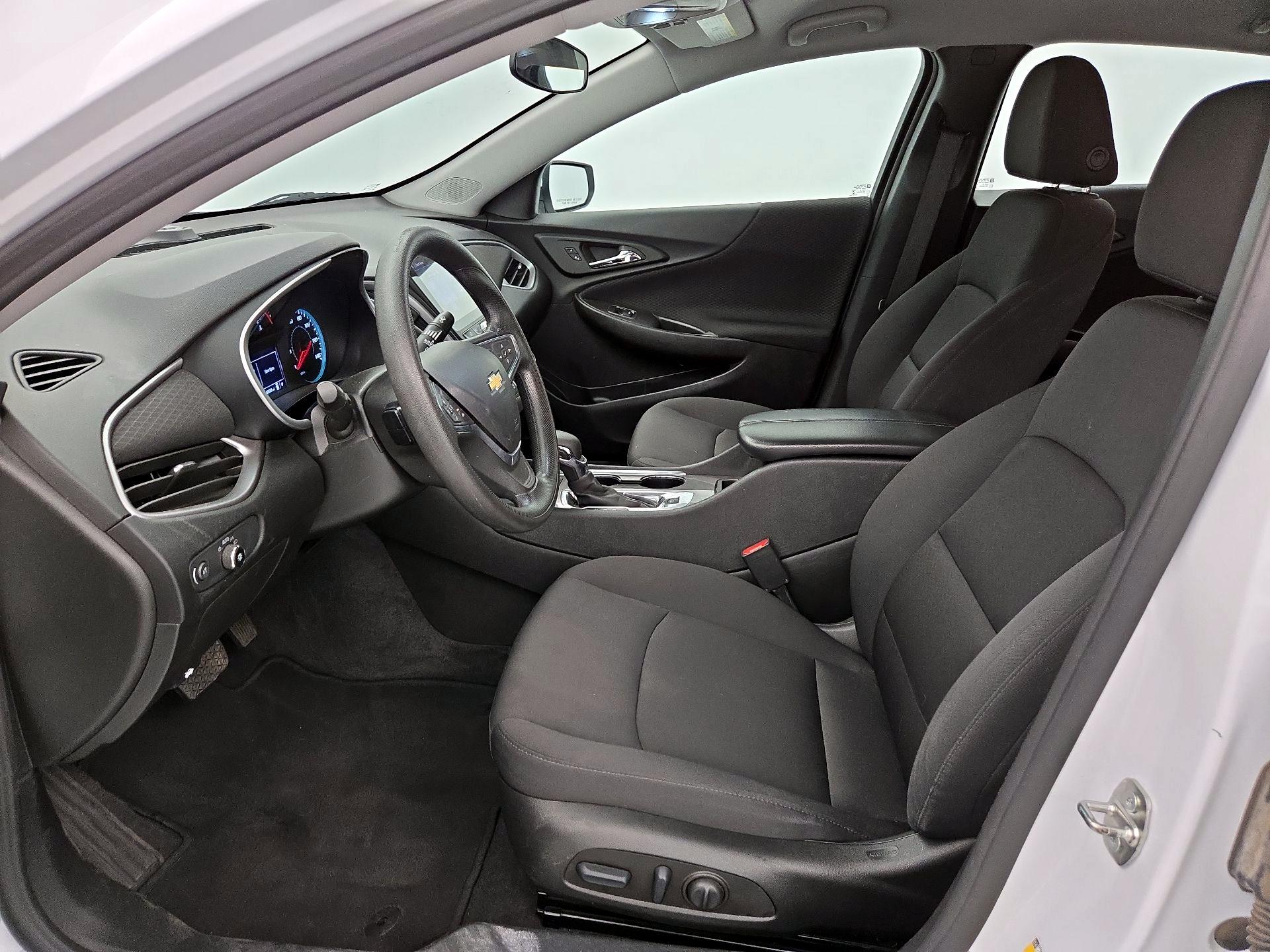 Thumbnail: 2023 Chevrolet Malibu - 11