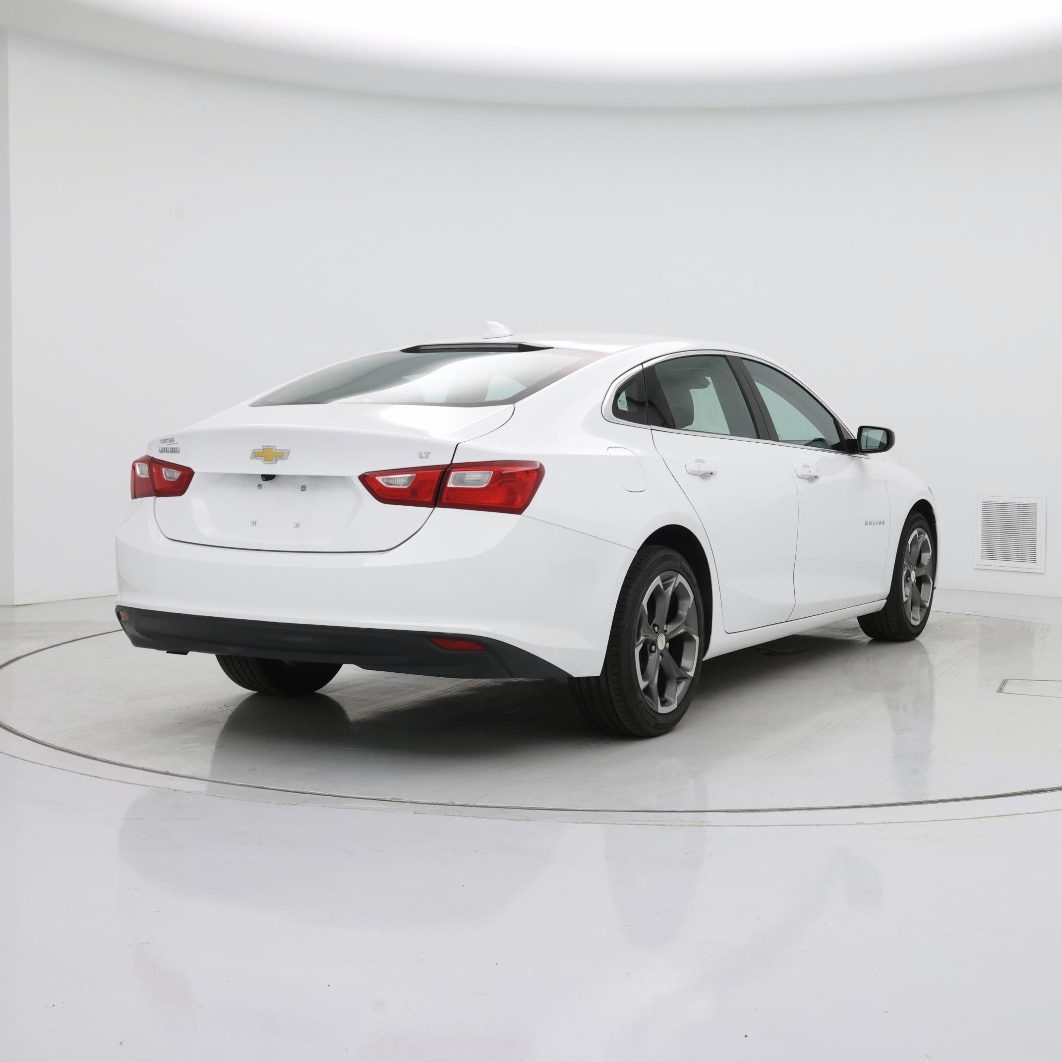 Thumbnail: 2023 Chevrolet Malibu - 8