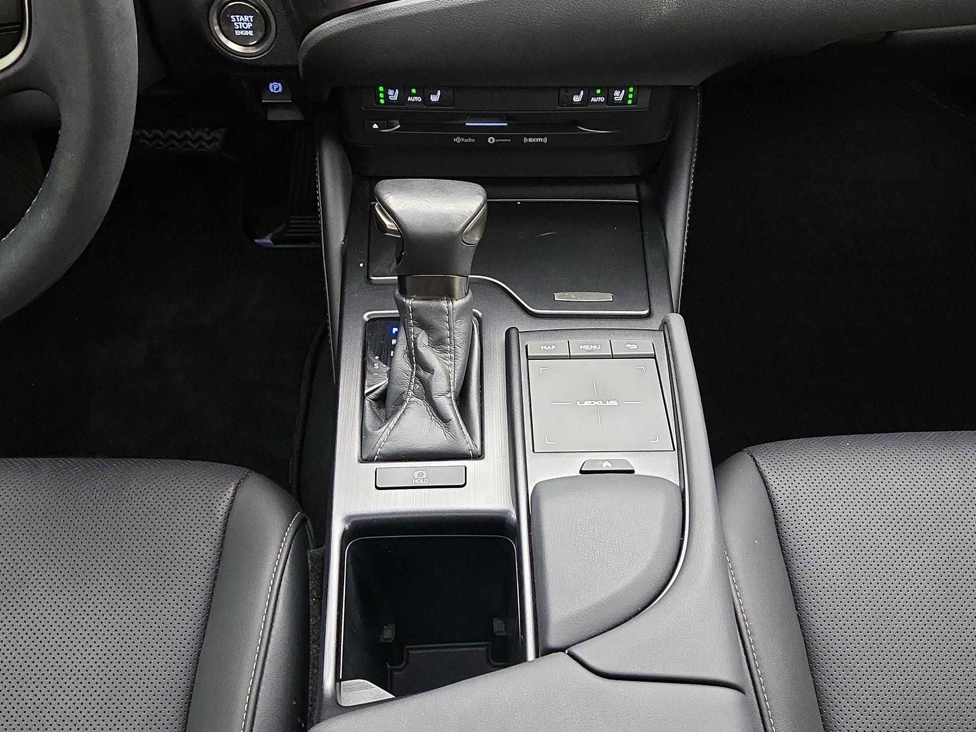 Thumbnail: 2019 Lexus ES - 18