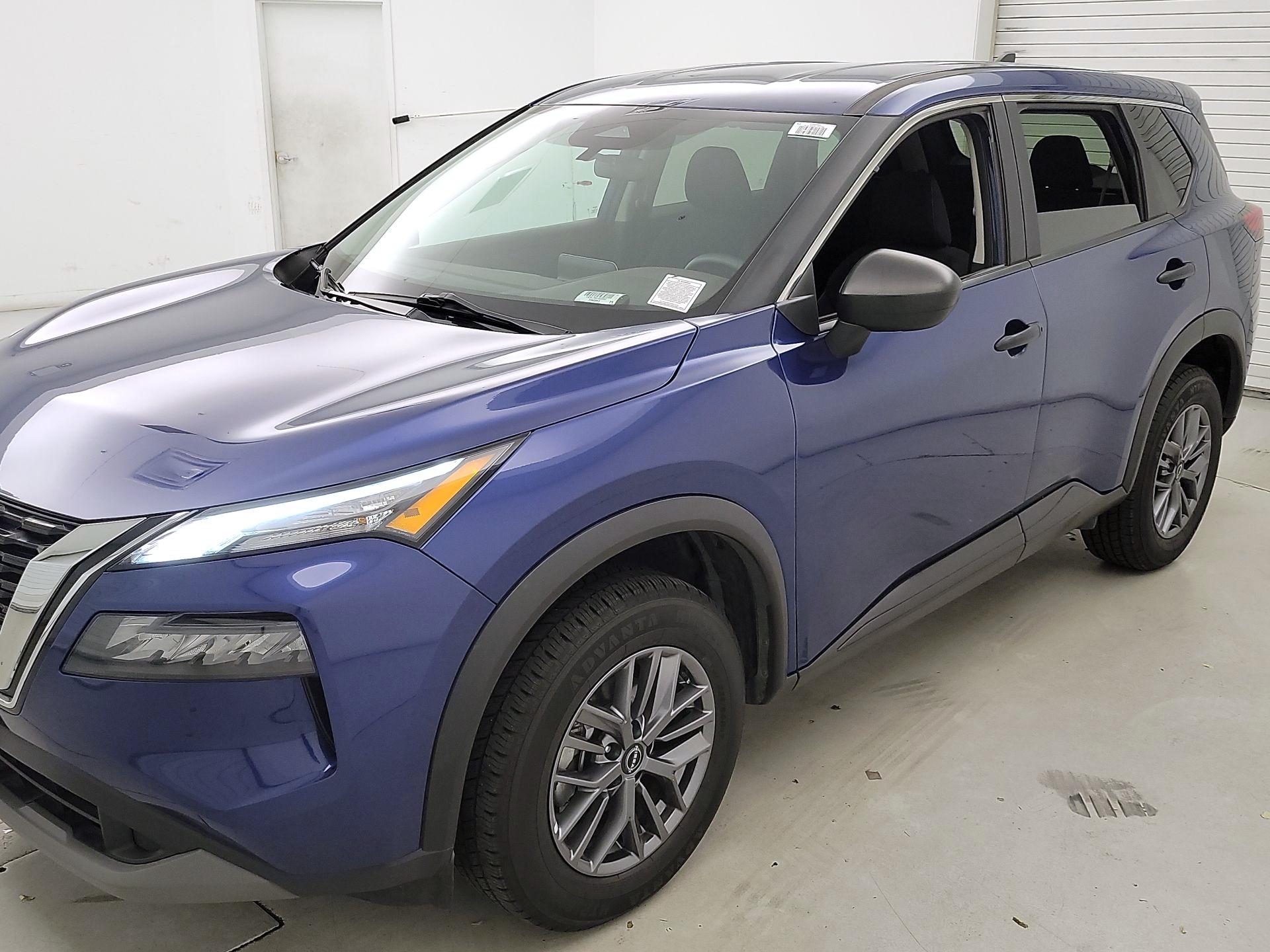 Thumbnail: 2023 Nissan Rogue - 3