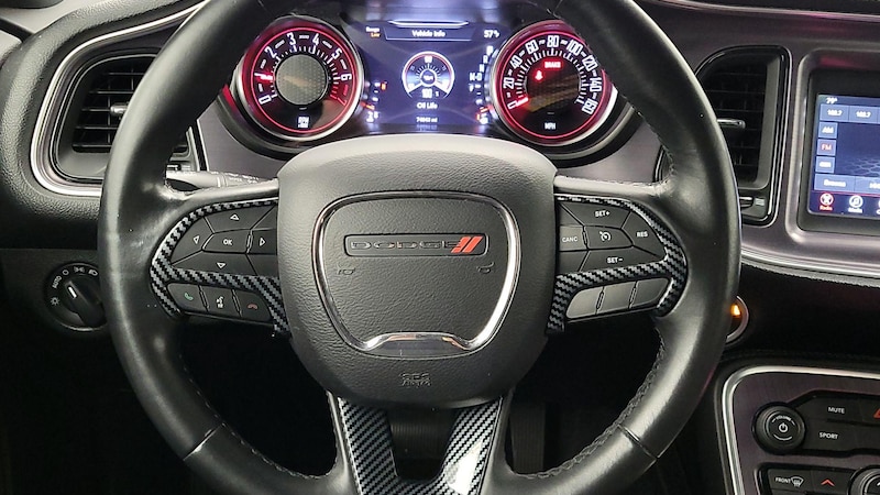 2018 Dodge Challenger SXT 10