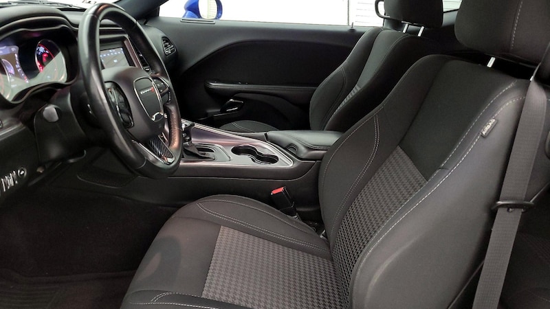 2018 Dodge Challenger SXT 11