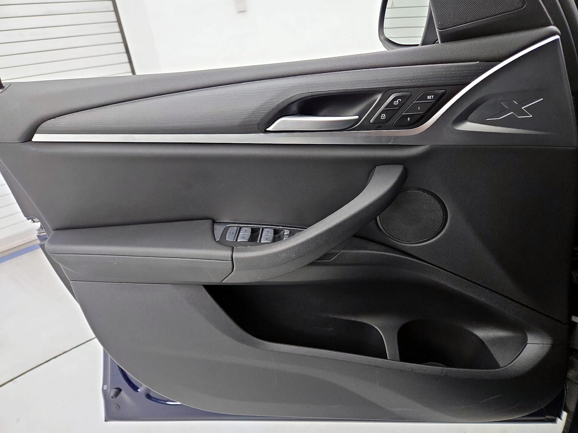 Thumbnail: 2022 BMW X3 - 12