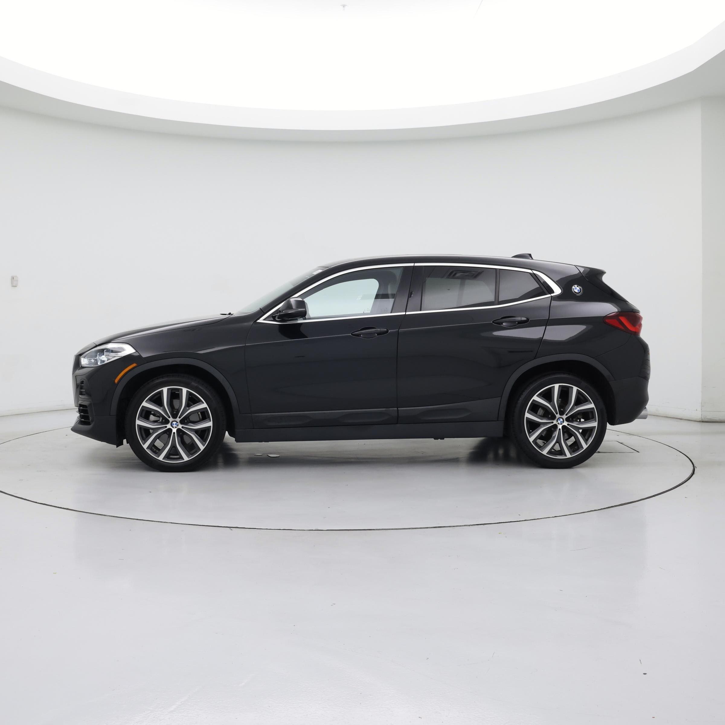 Thumbnail: 2022 BMW X2 - 3