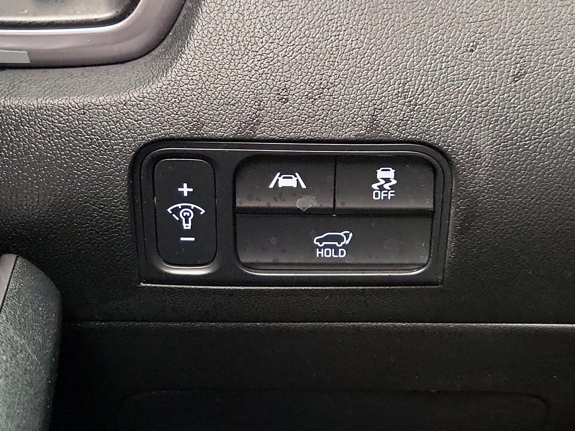 Thumbnail: 2023 Kia Sorento - 13