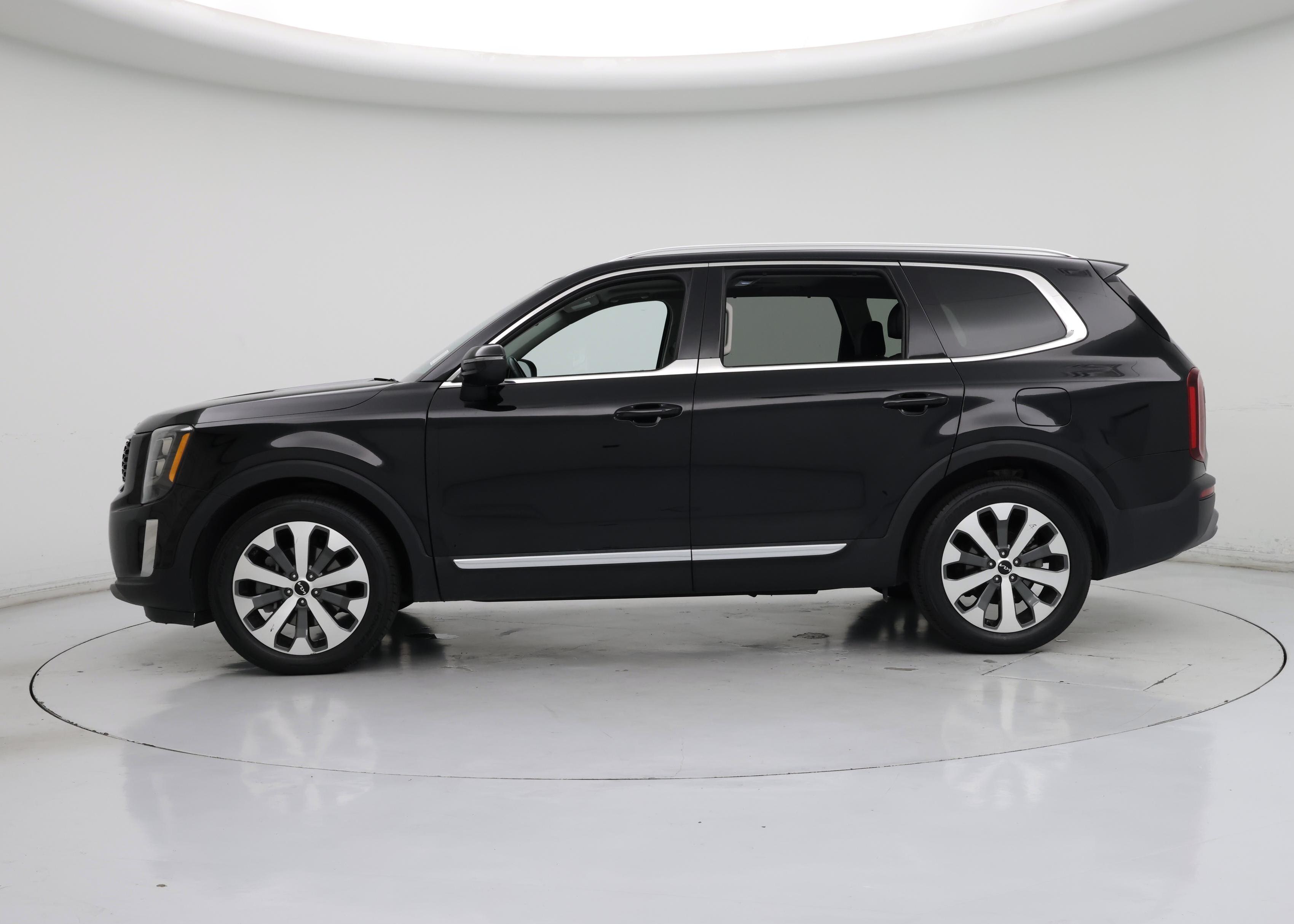 Thumbnail: 2022 Kia Telluride - 3