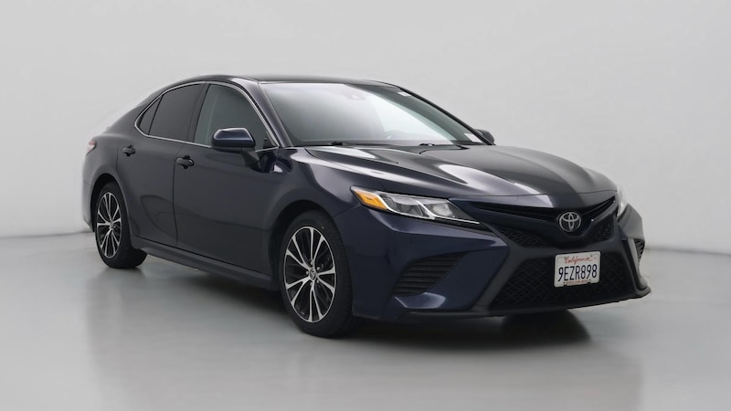 2020 Toyota Camry SE Hero Image