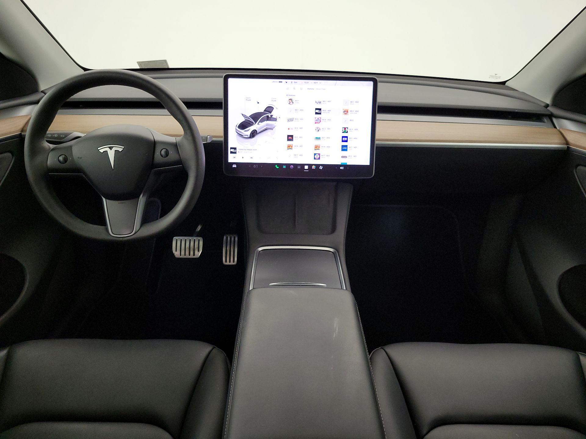 Thumbnail: 2023 Tesla Model Y - 9