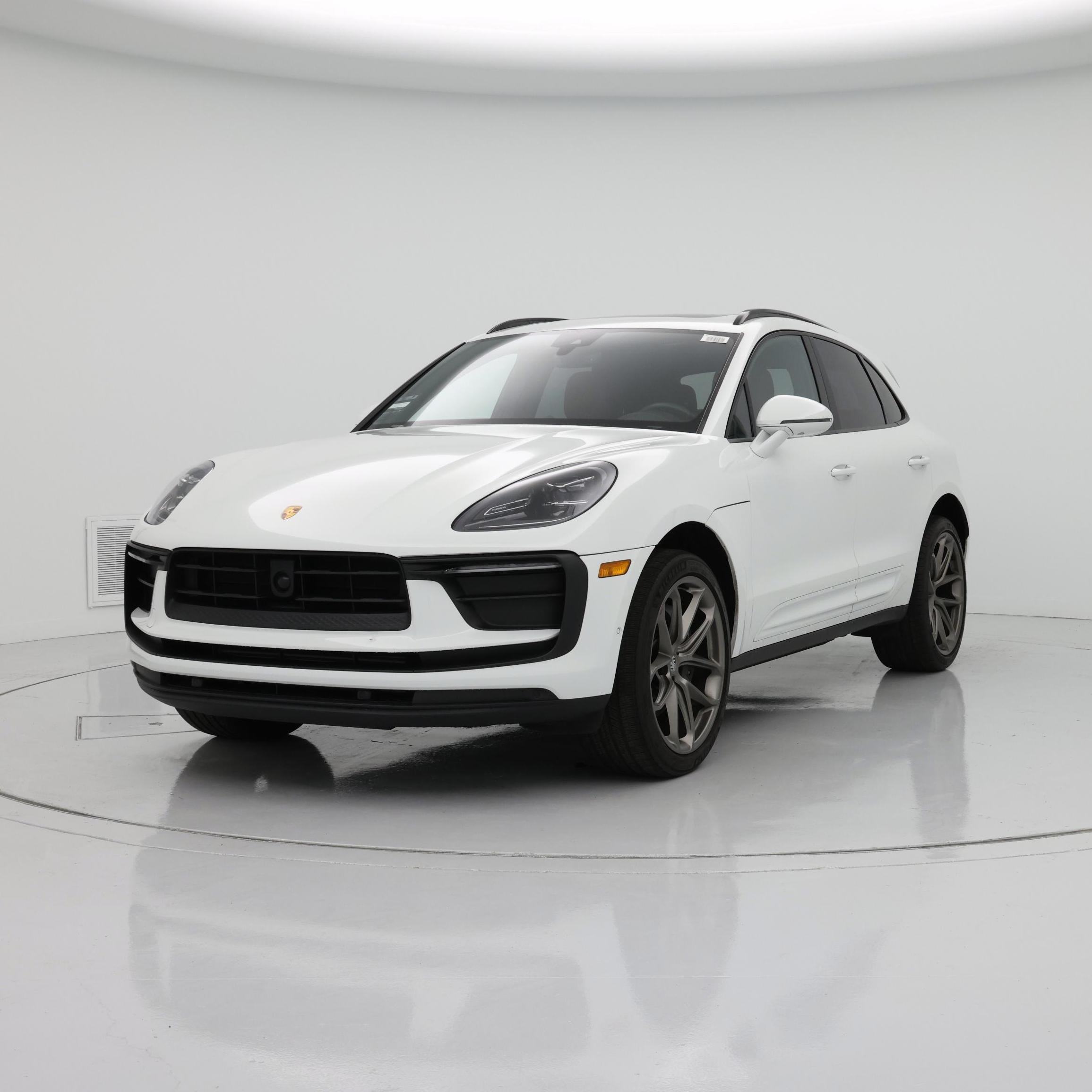 Thumbnail: 2022 Porsche Macan - 4