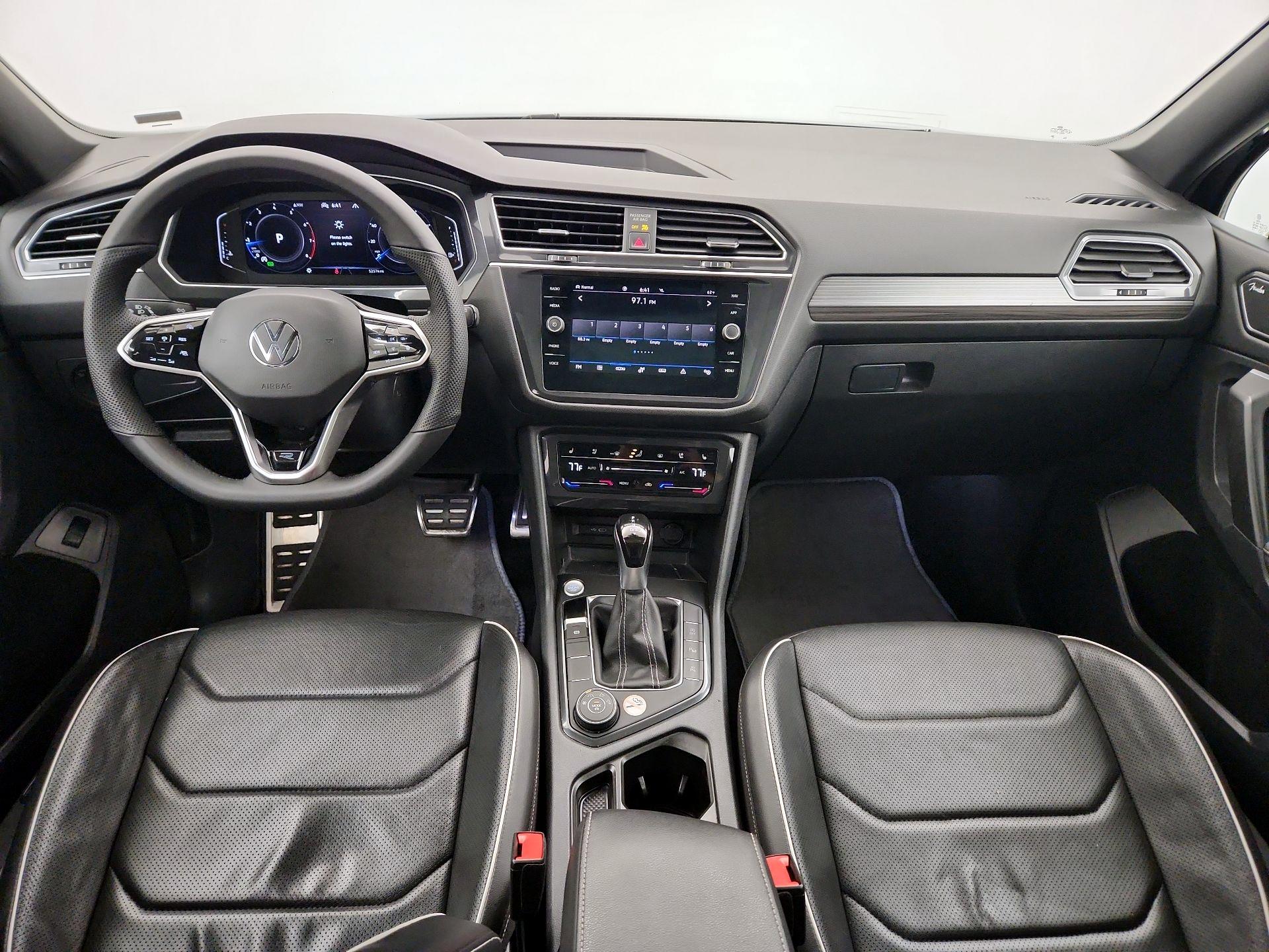 Thumbnail: 2022 Volkswagen Tiguan - 9