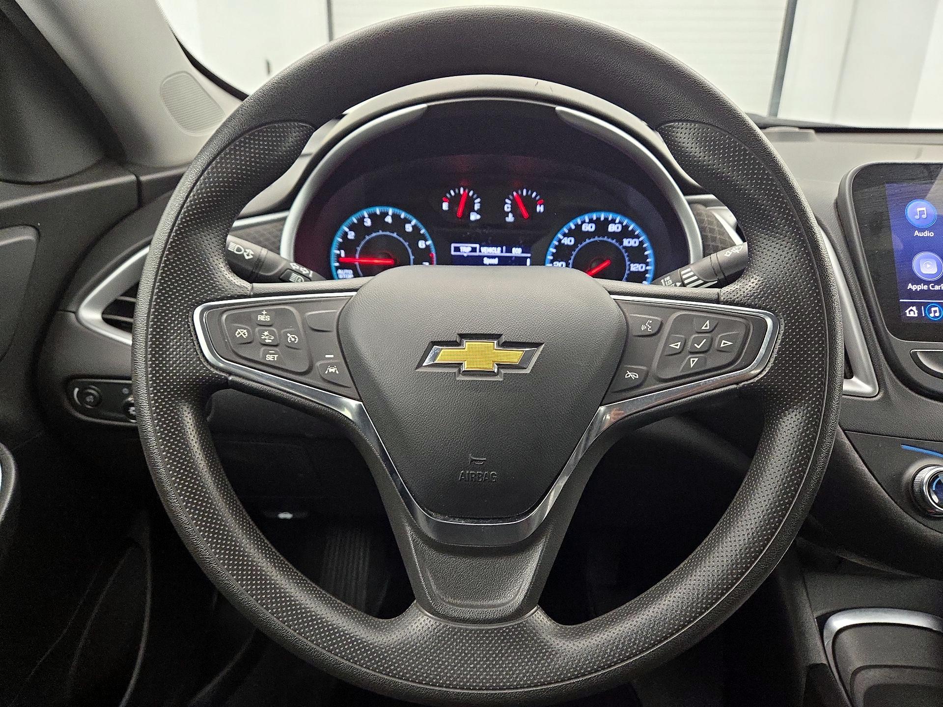 Thumbnail: 2023 Chevrolet Malibu - 10