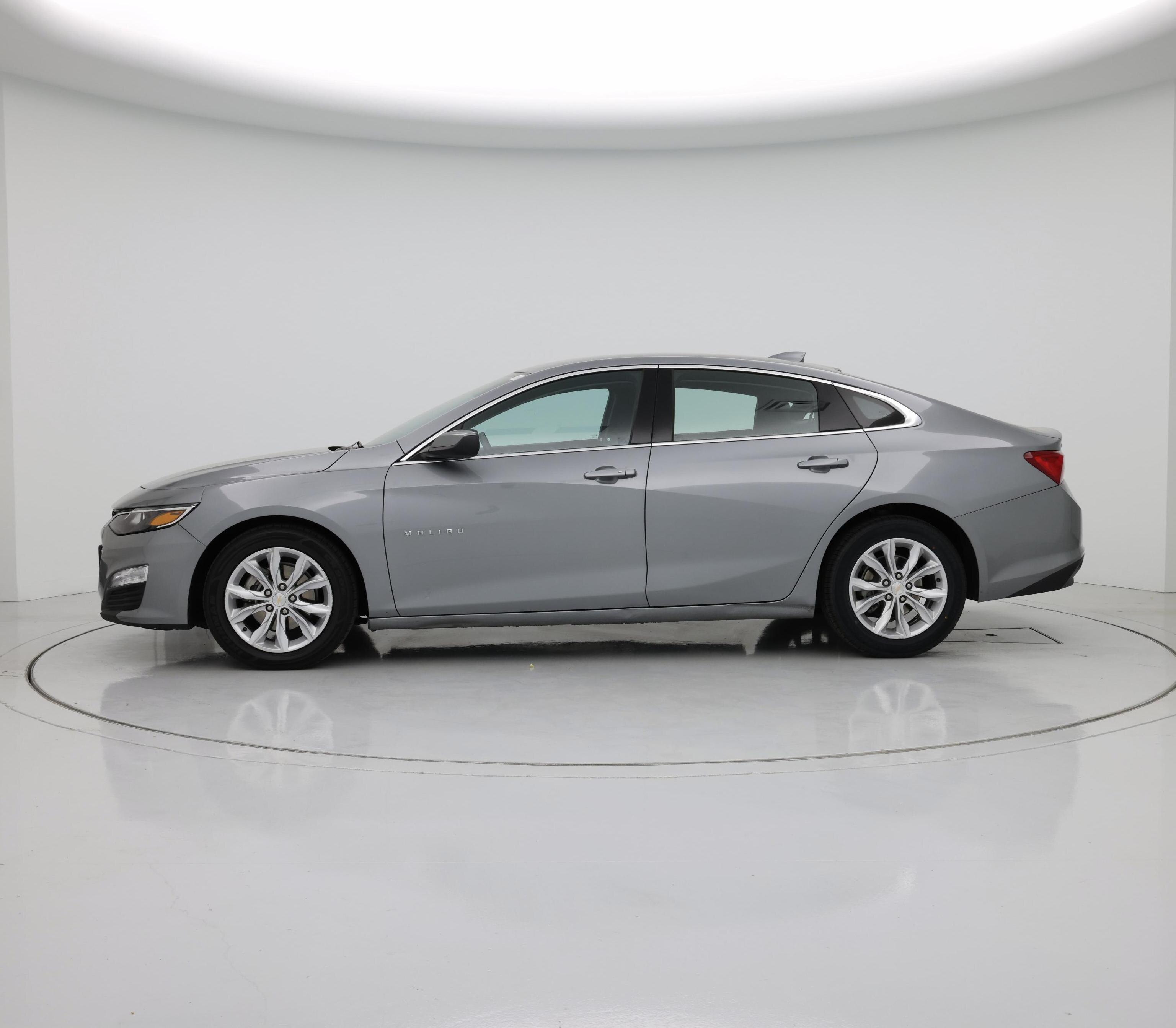 Thumbnail: 2023 Chevrolet Malibu - 3