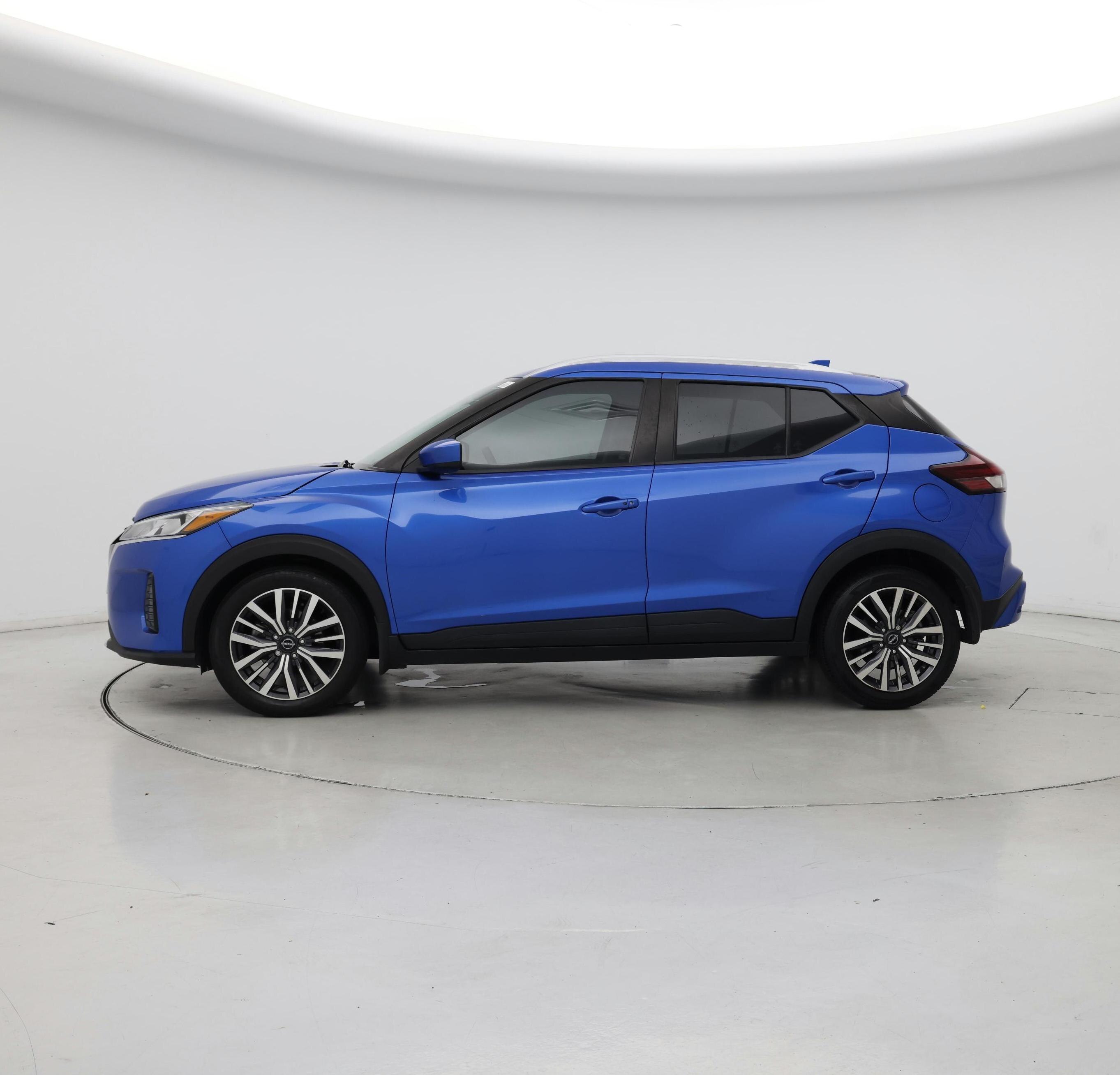 Thumbnail: 2023 Nissan Kicks - 3