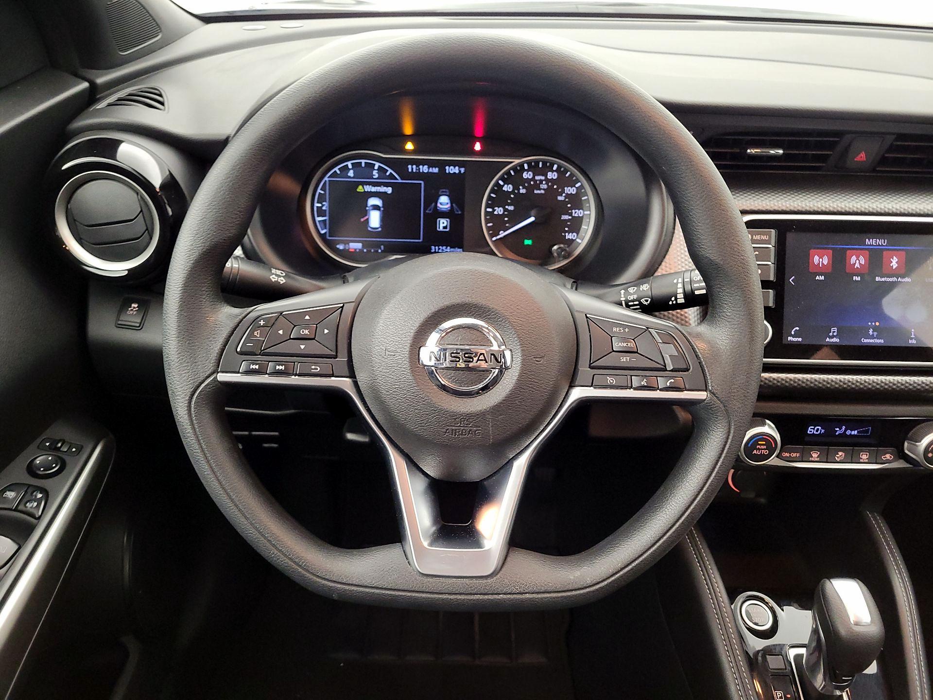 Thumbnail: 2019 Nissan Kicks - 10