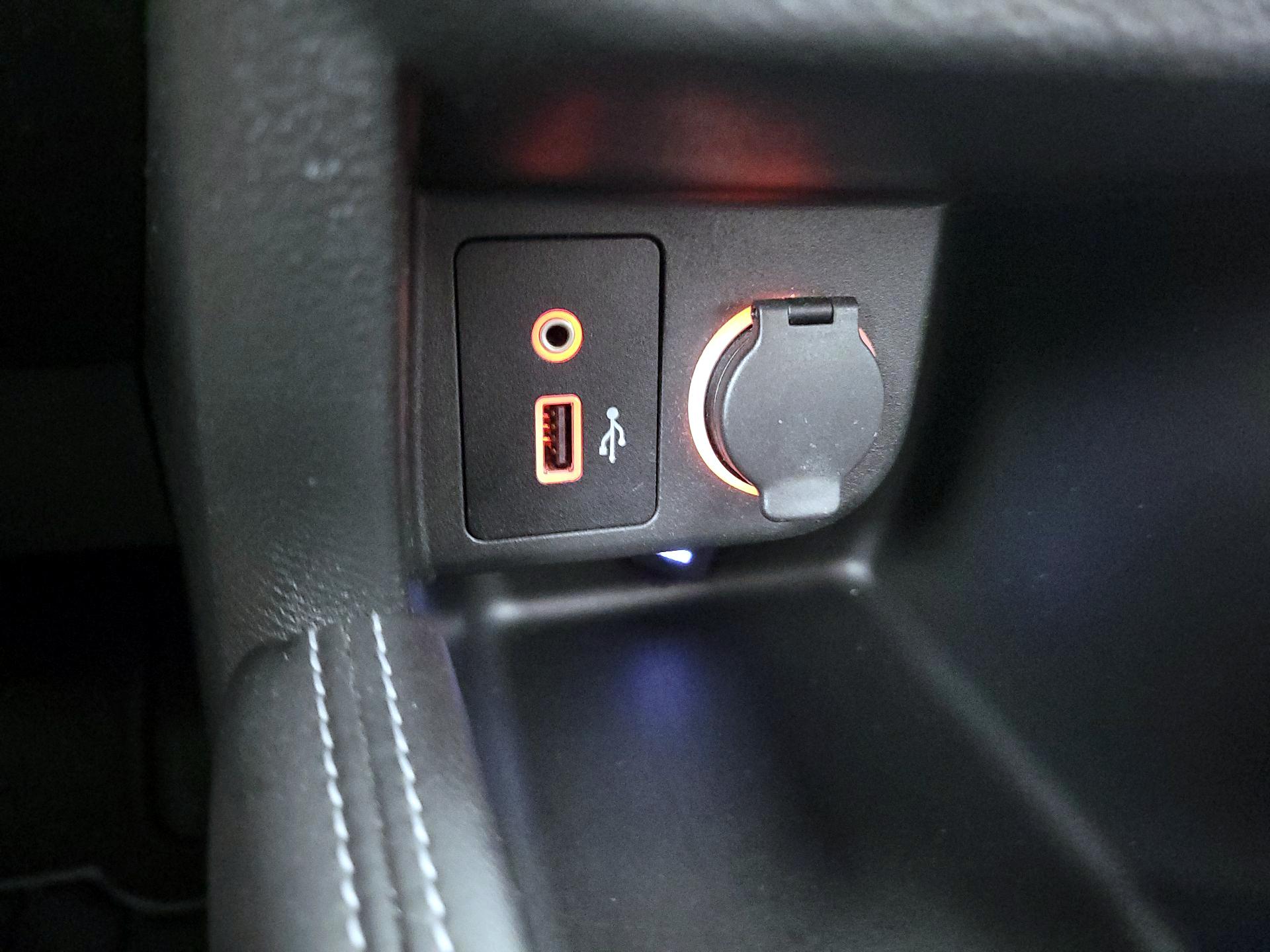 Thumbnail: 2019 Nissan Kicks - 18