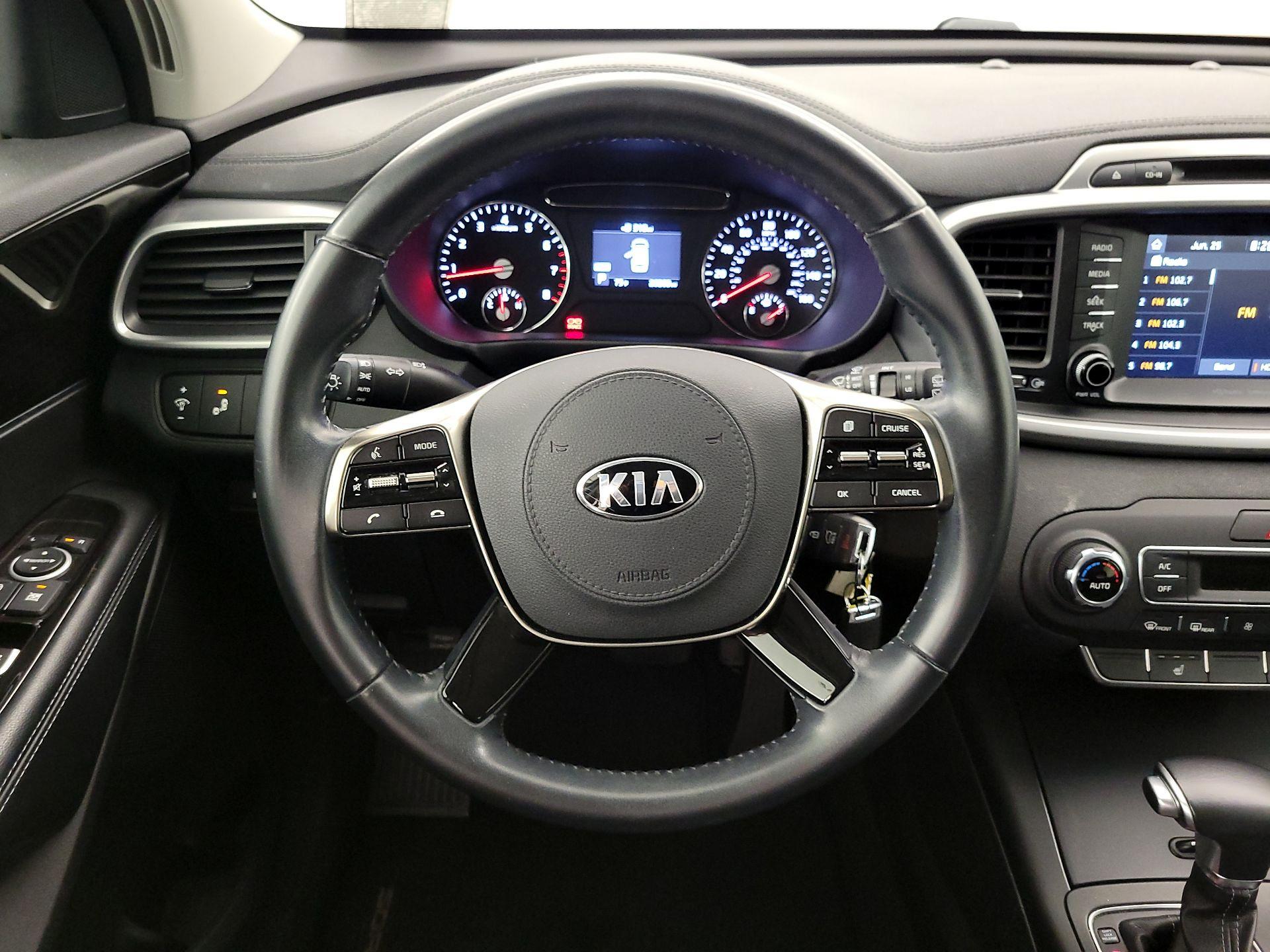 Thumbnail: 2019 Kia Sorento - 10