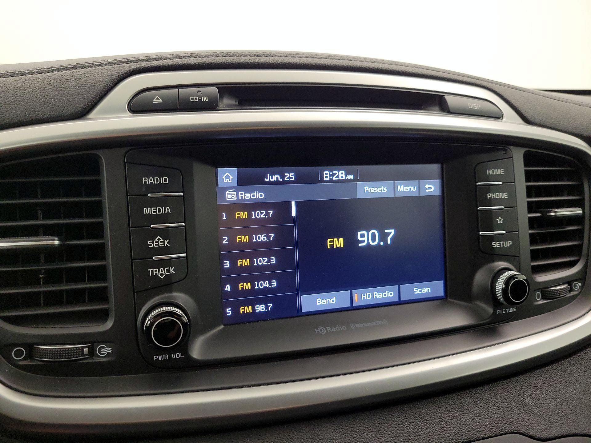 Thumbnail: 2019 Kia Sorento - 15