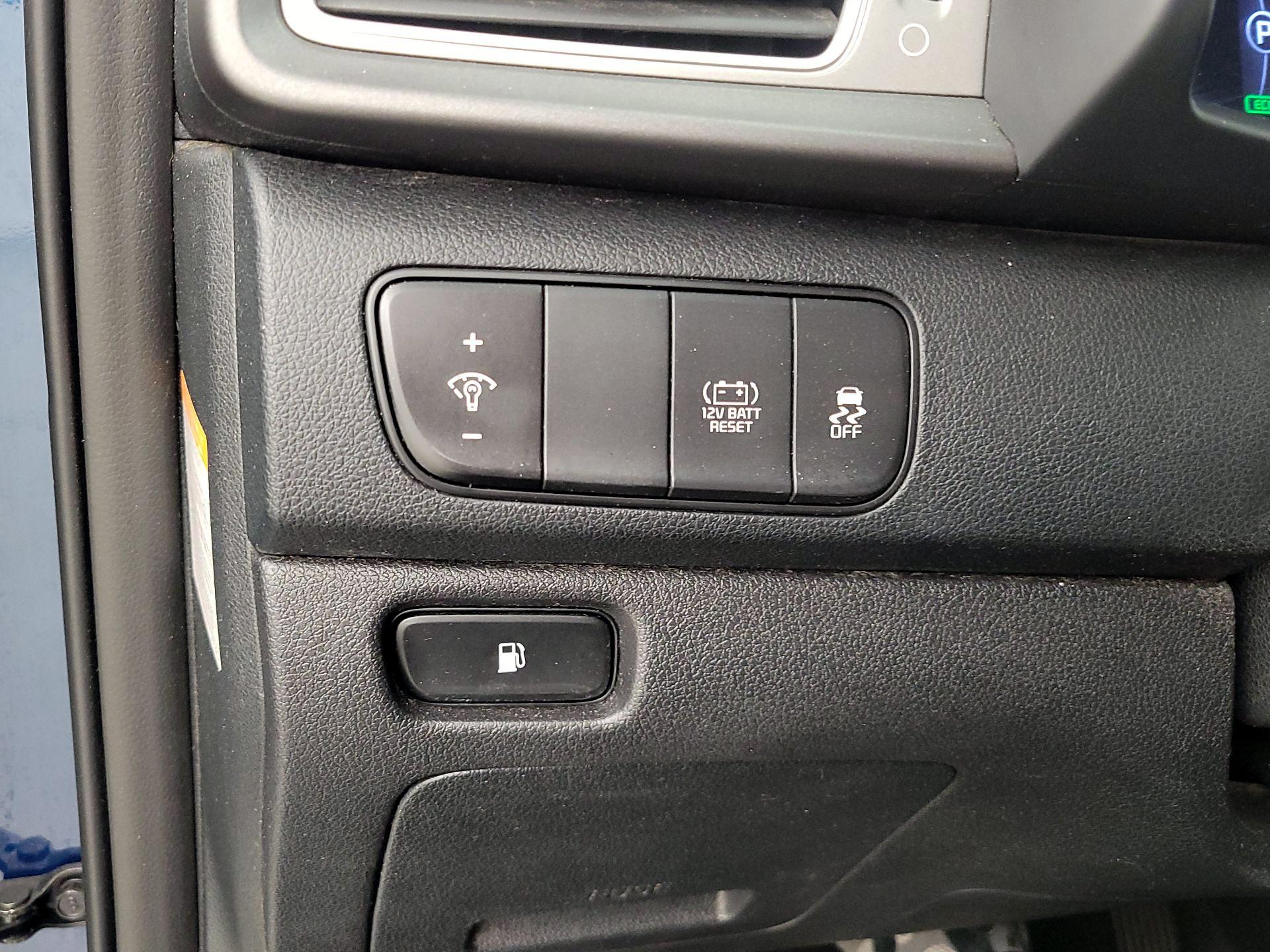 Thumbnail: 2019 Kia Niro - 13