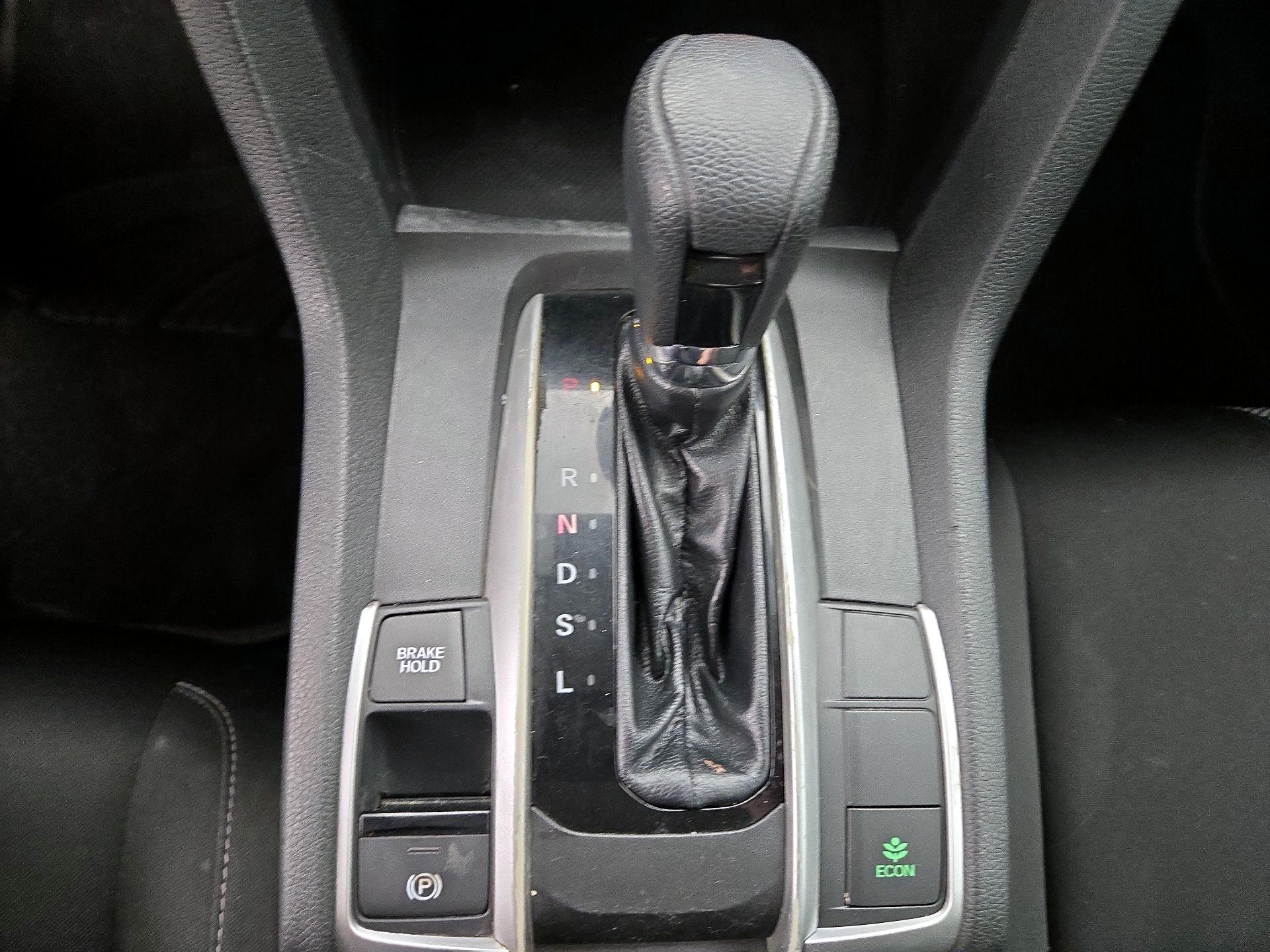 Thumbnail: 2019 Honda Civic - 17