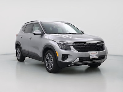Gray 2024 Kia Seltos S