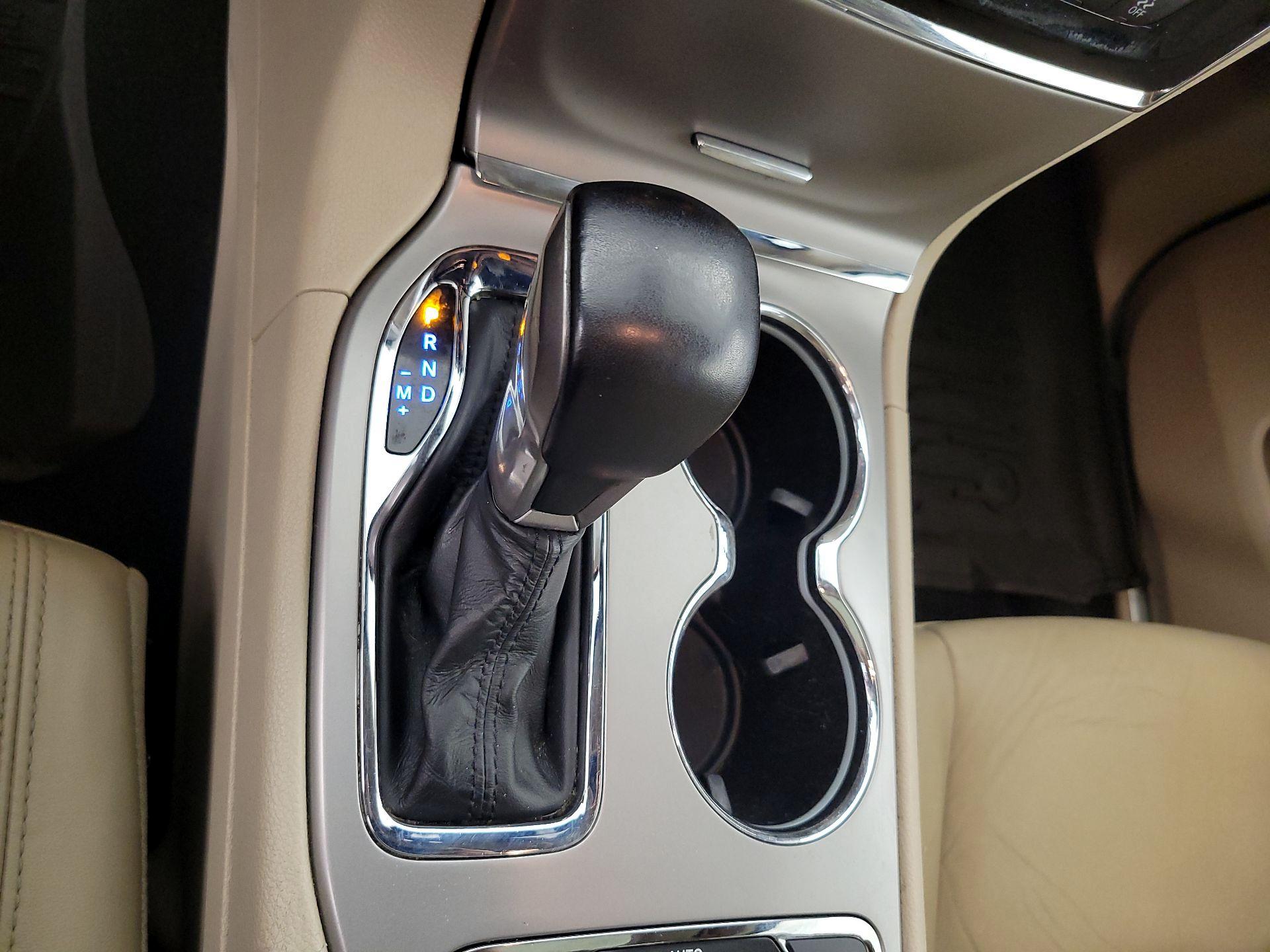 Thumbnail: 2021 Jeep Grand Cherokee - 18