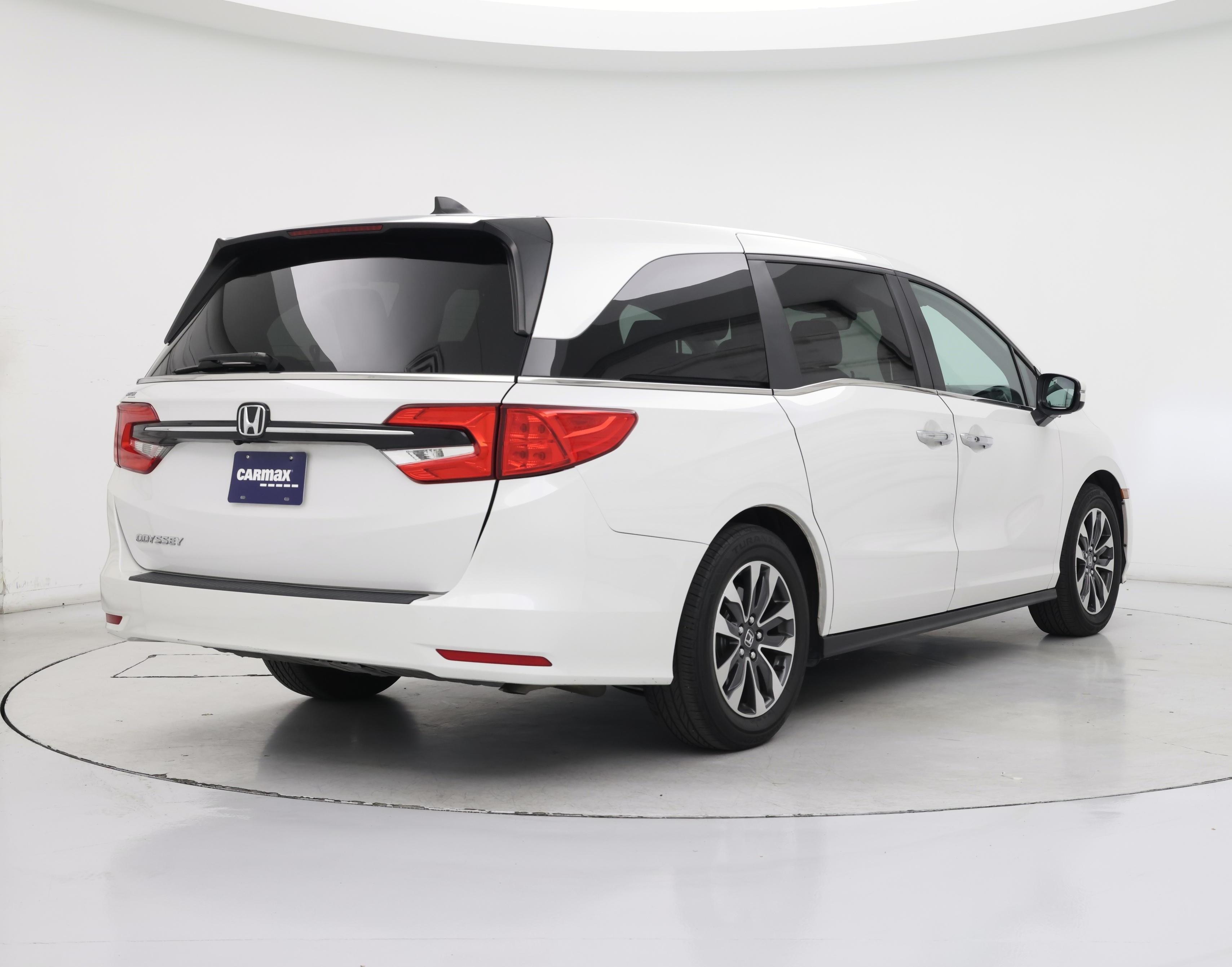 Thumbnail: 2023 Honda Odyssey - 8