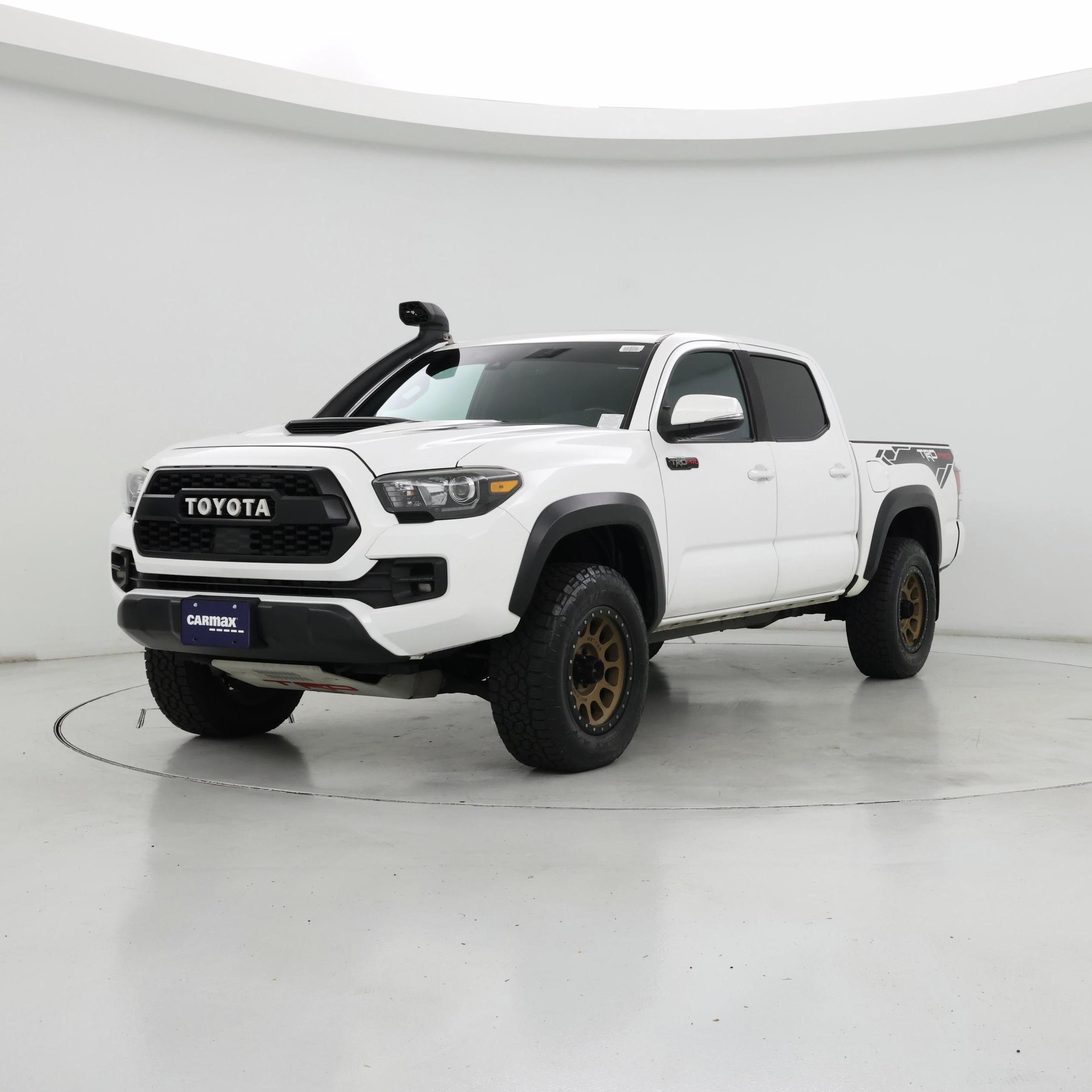 Thumbnail: 2019 Toyota Tacoma - 4