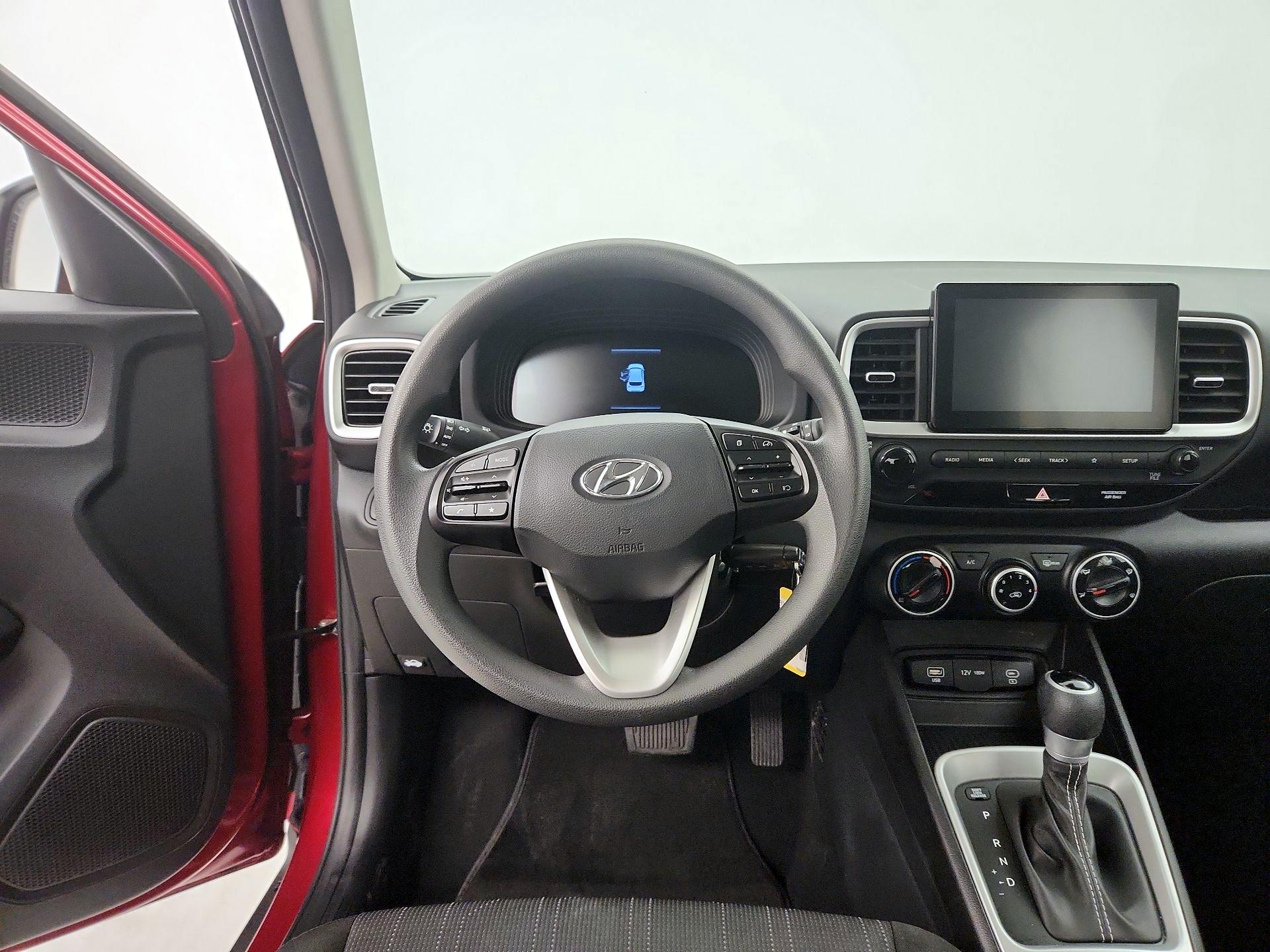 Thumbnail: 2024 Hyundai Venue - 10
