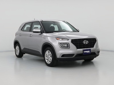 Silver 2024 Hyundai Venue SE