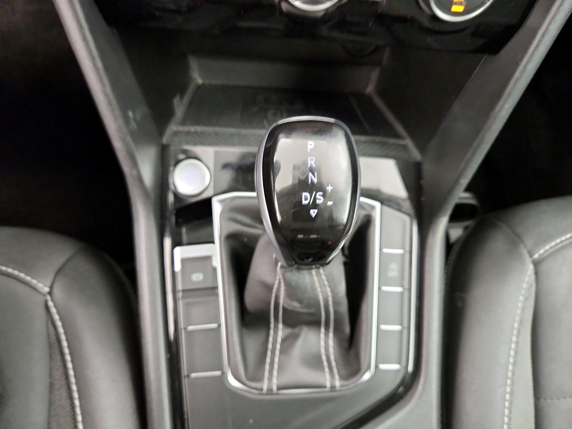 Thumbnail: 2024 Volkswagen Taos - 17