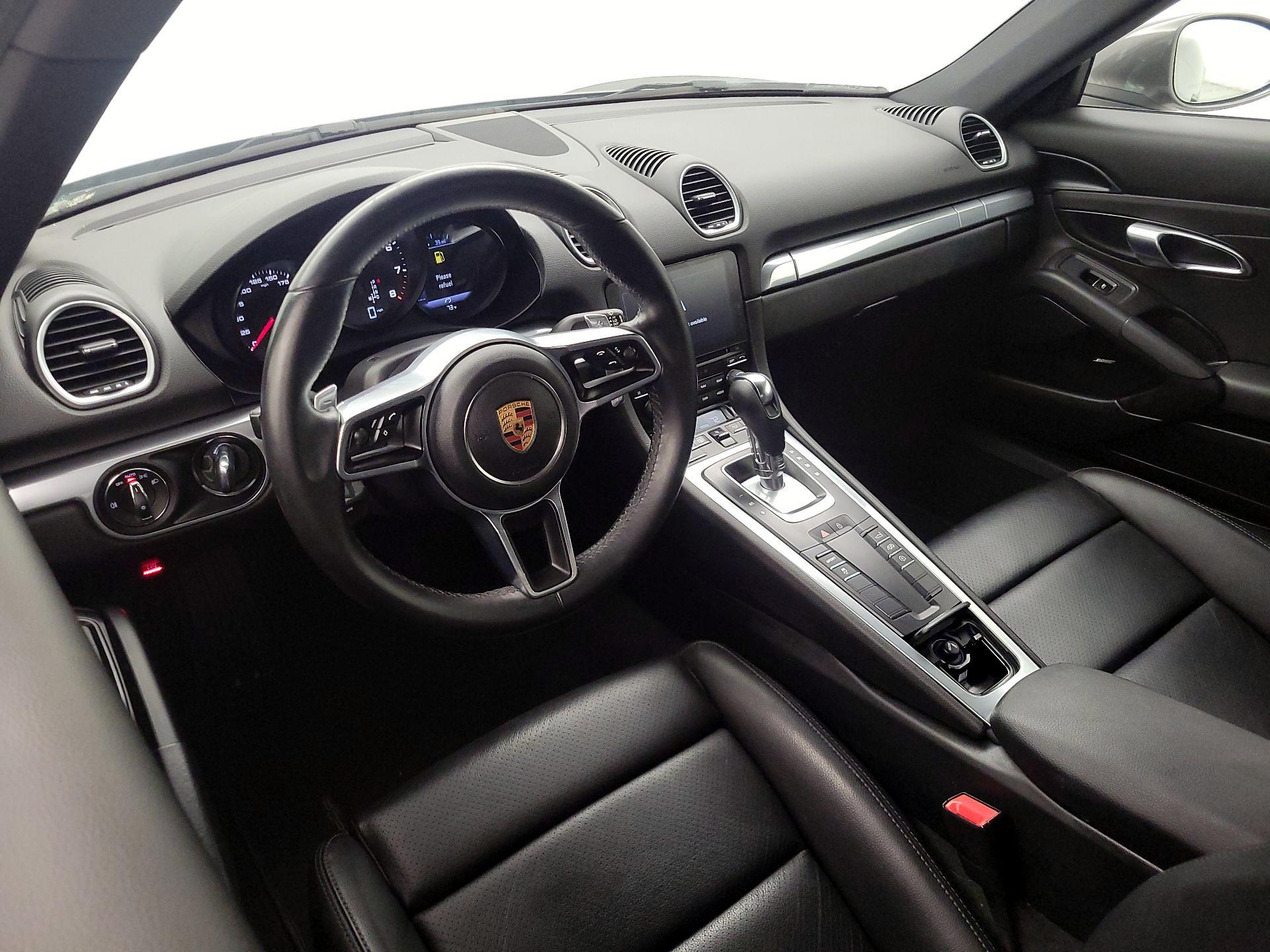 Thumbnail: 2019 Porsche 718 Cayman - 9
