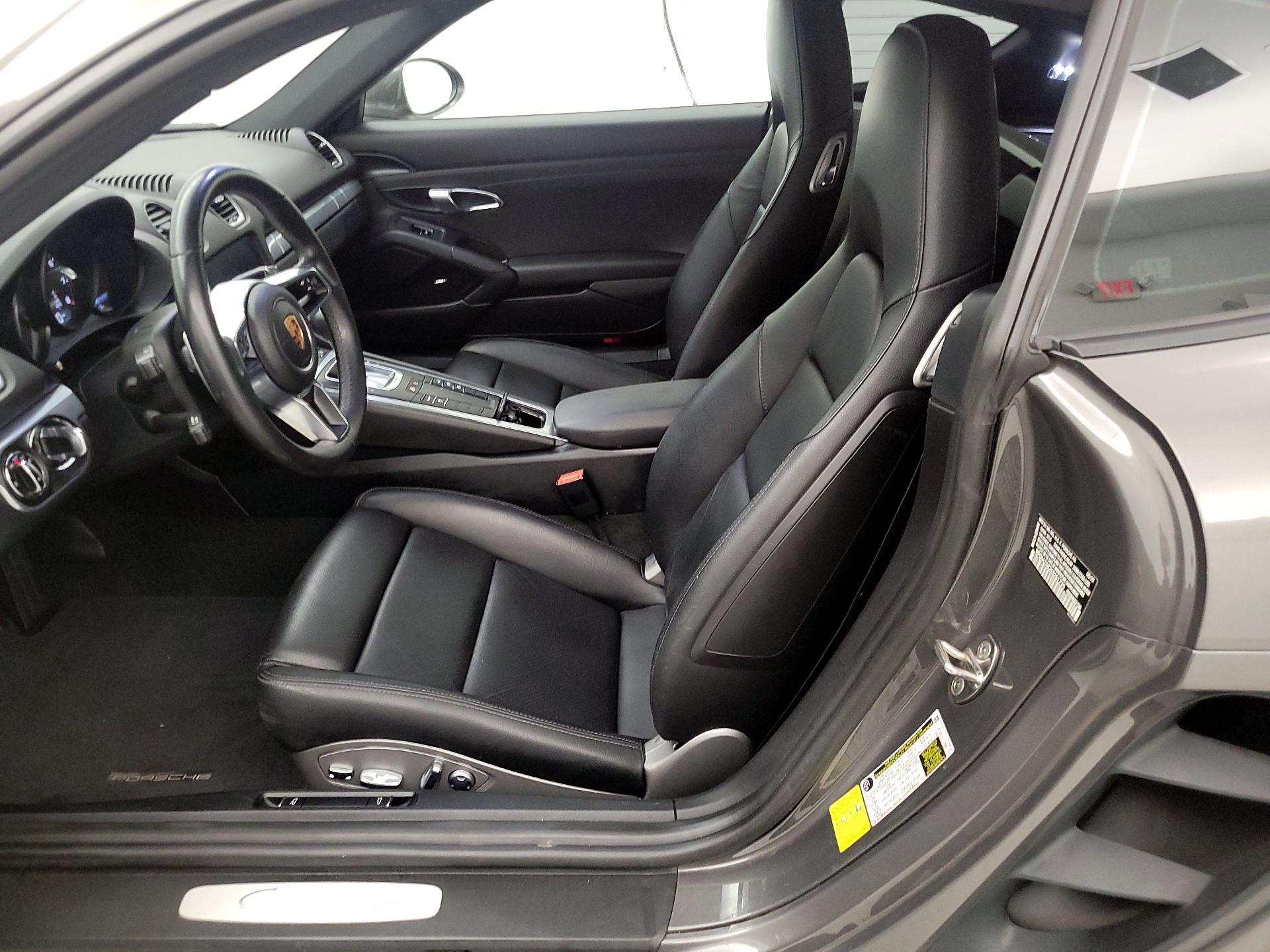 Thumbnail: 2019 Porsche 718 Cayman - 11