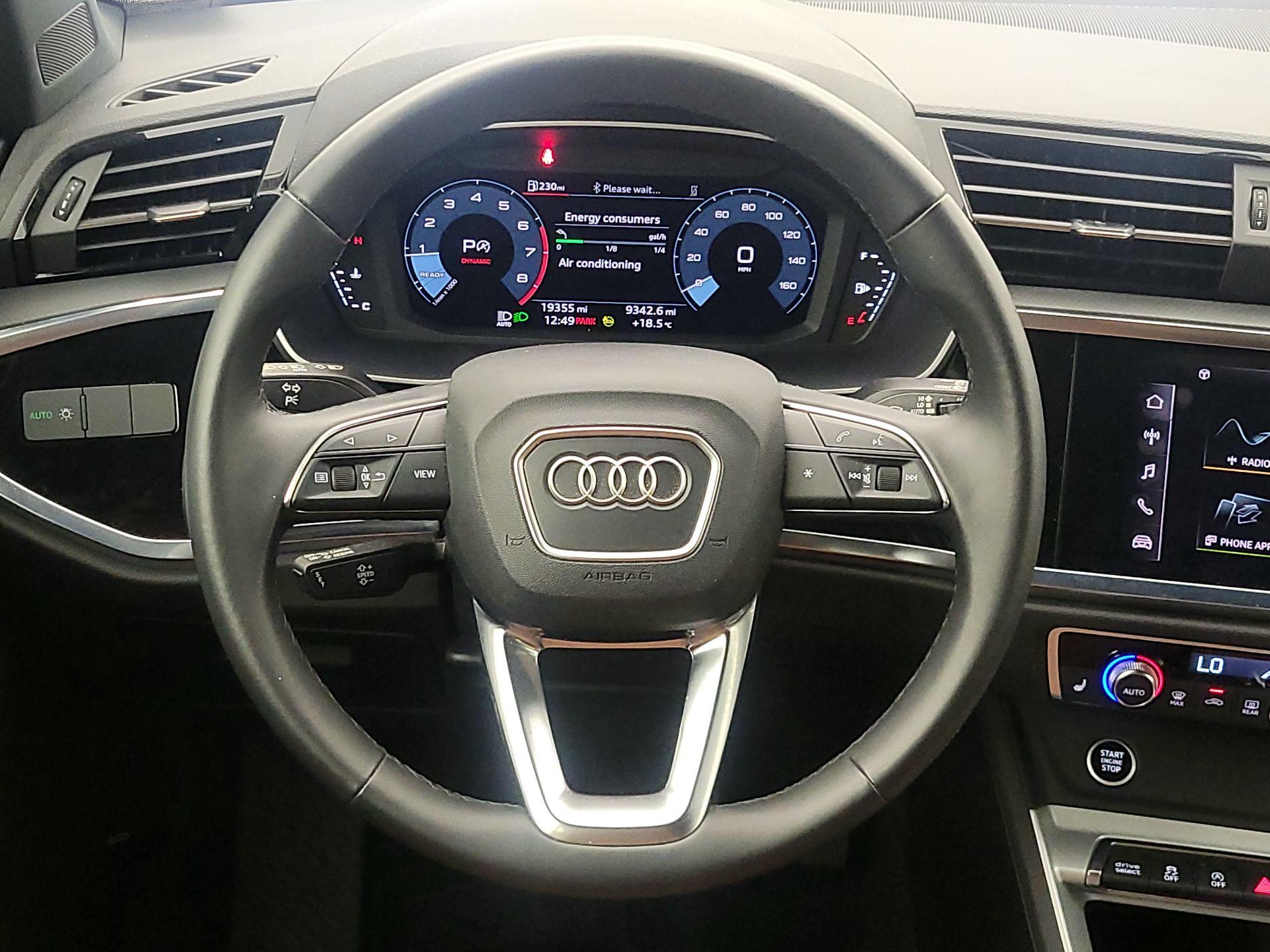 Thumbnail: 2022 Audi Q3 - 10