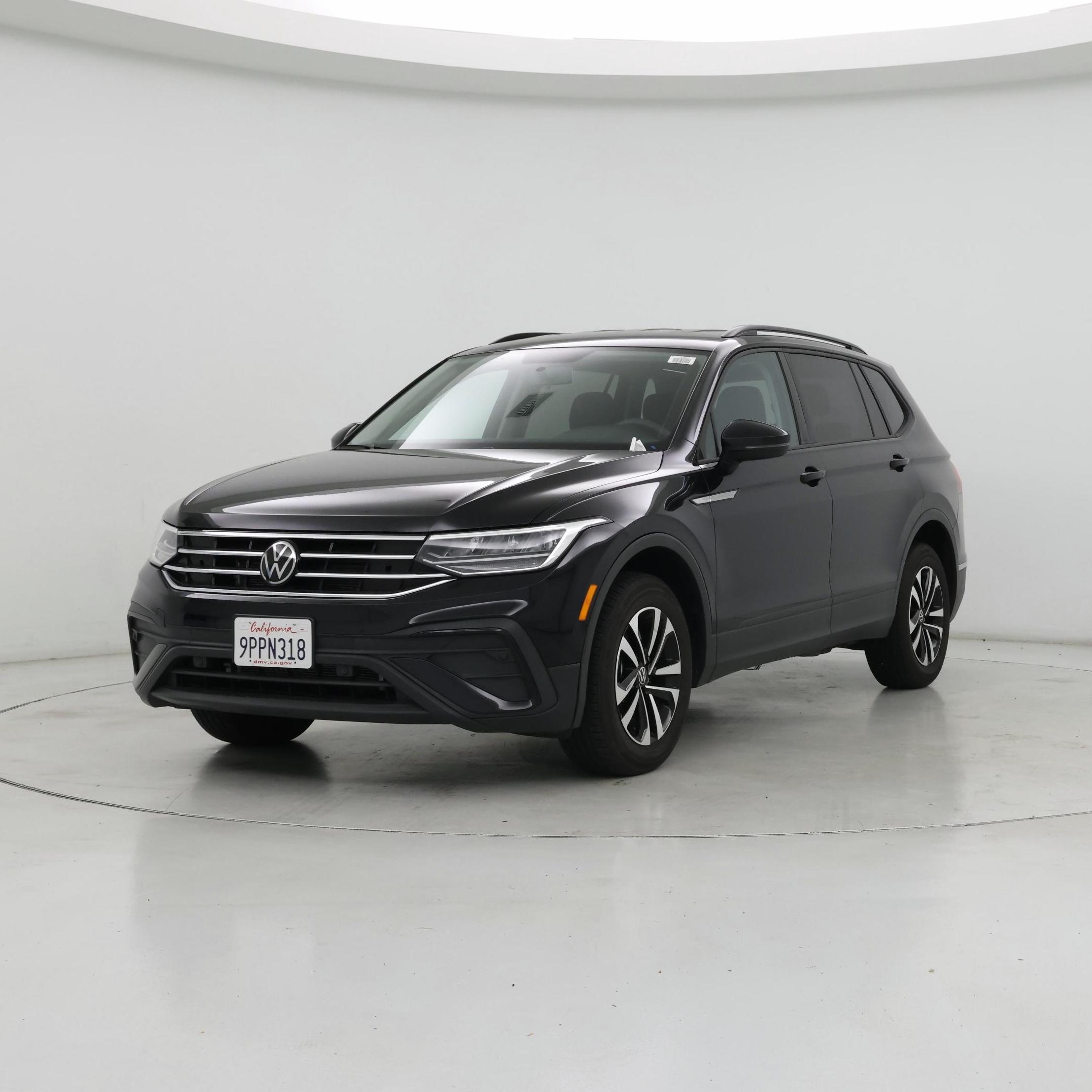 Thumbnail: 2022 Volkswagen Tiguan - 4