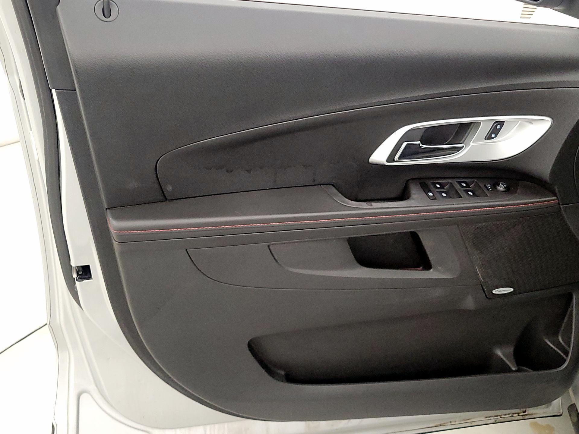 Thumbnail: 2013 Chevrolet Equinox - 12