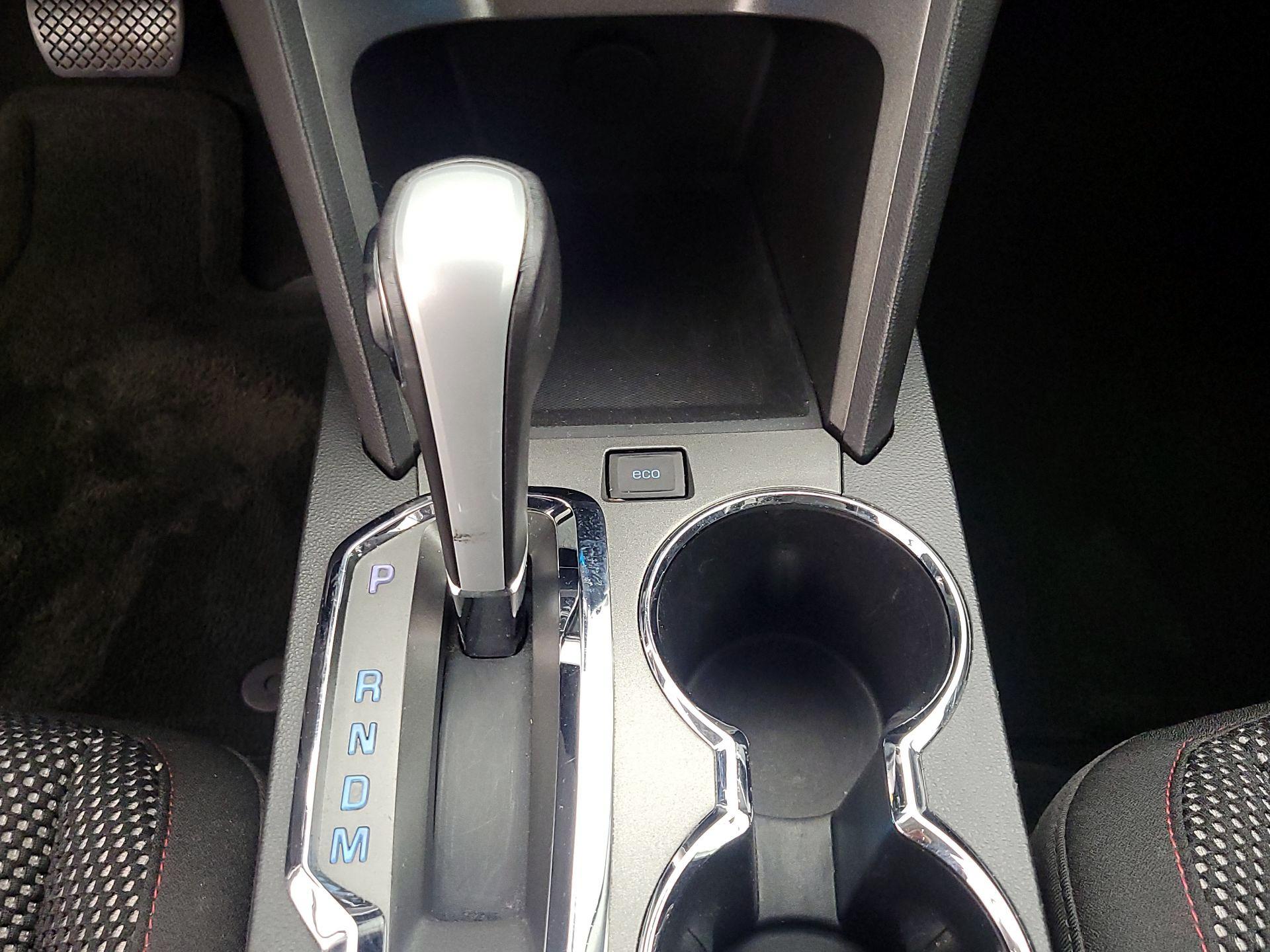Thumbnail: 2013 Chevrolet Equinox - 17