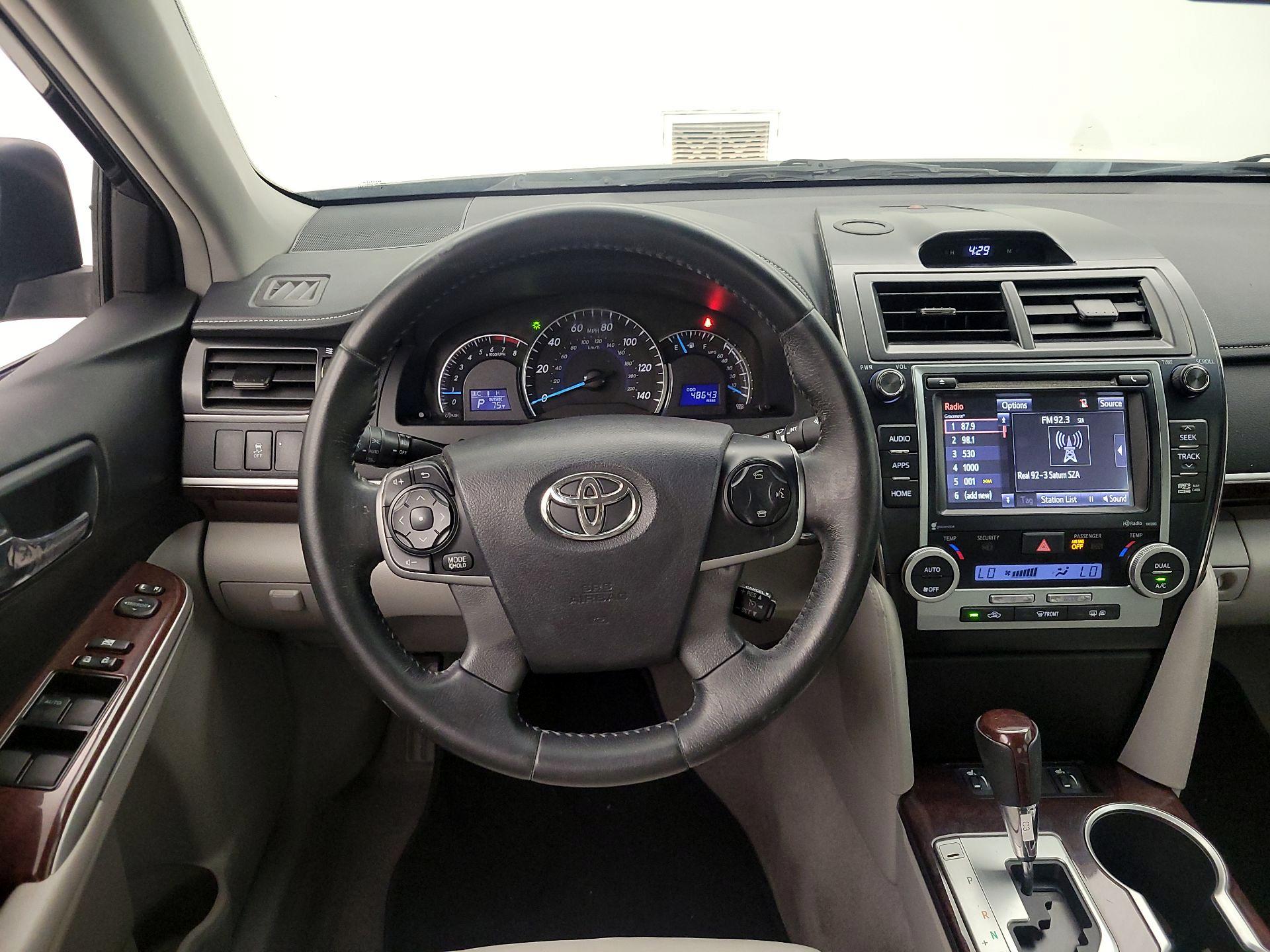 Thumbnail: 2014 Toyota Camry - 10