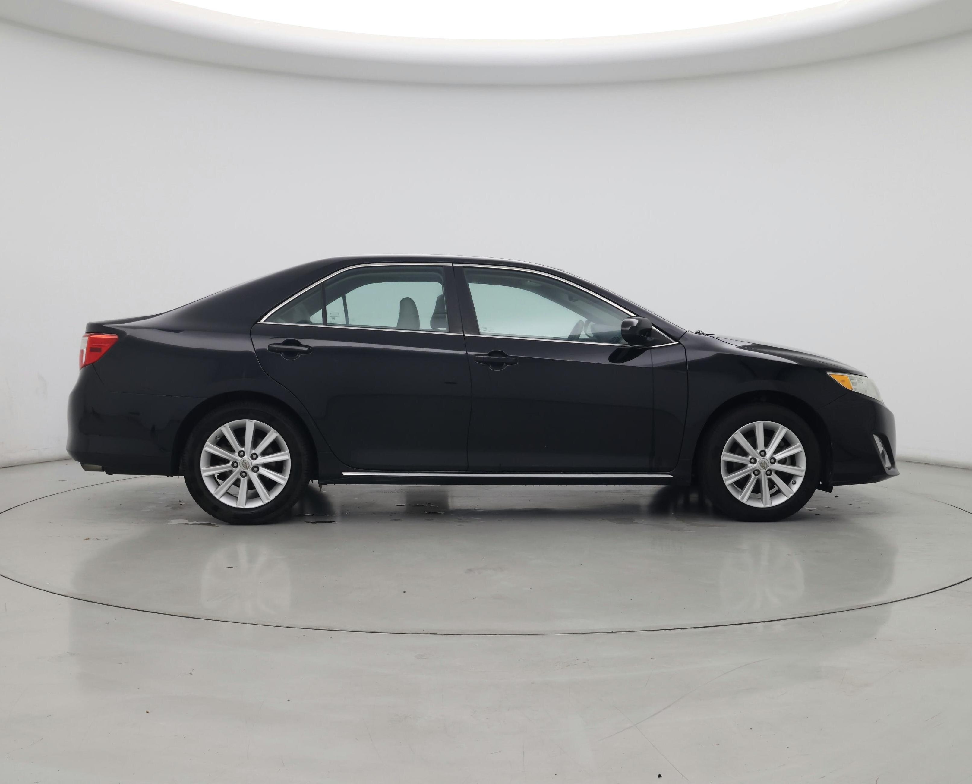 Thumbnail: 2014 Toyota Camry - 7