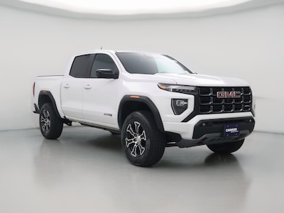 White 2023 GMC Canyon AT4
