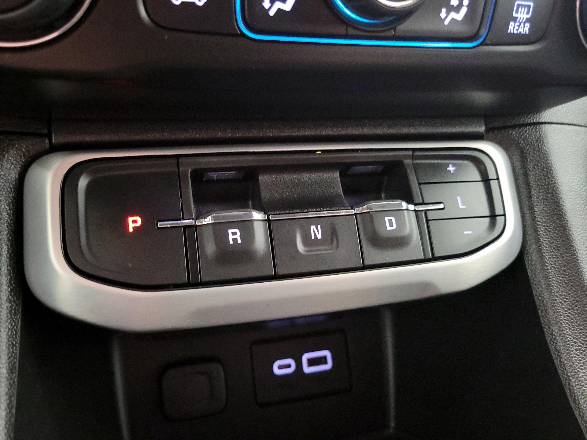 Thumbnail: 2022 GMC Acadia - 17